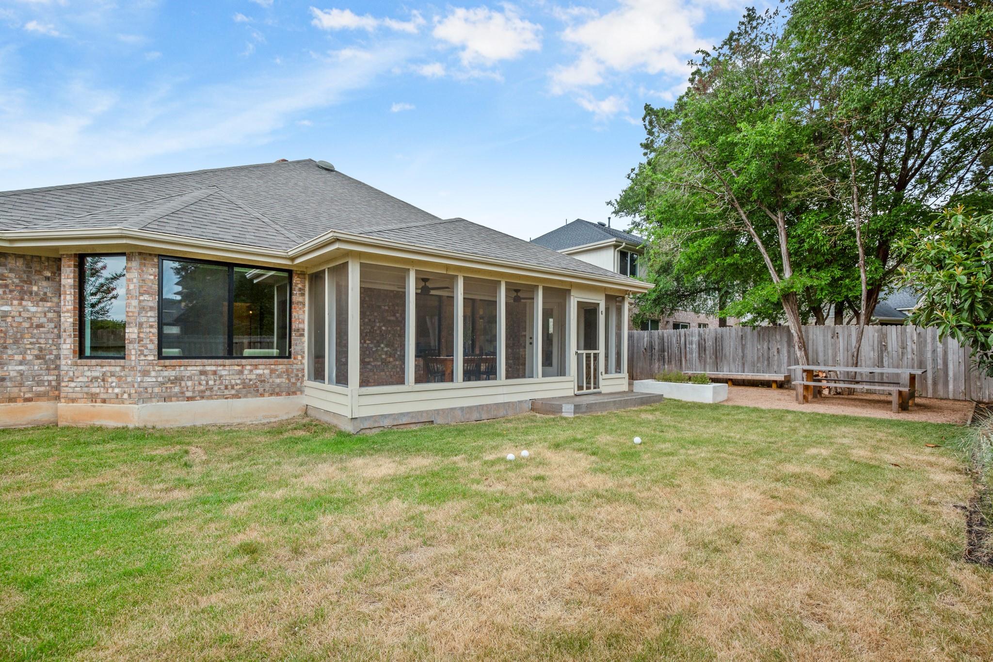 5604 Trelawney LN