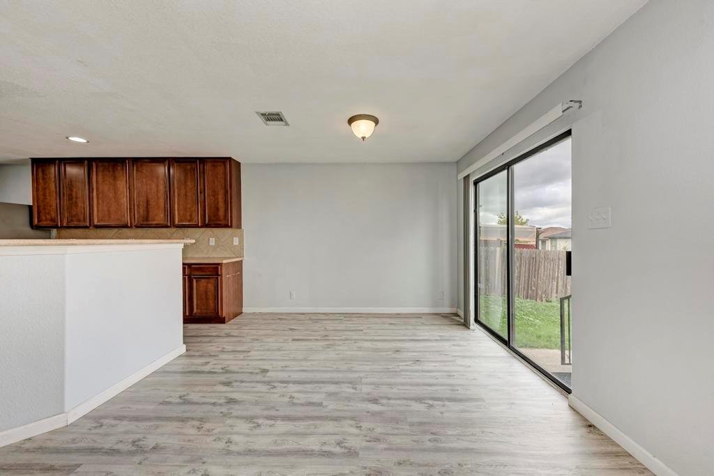 530 Sheep Trail DR