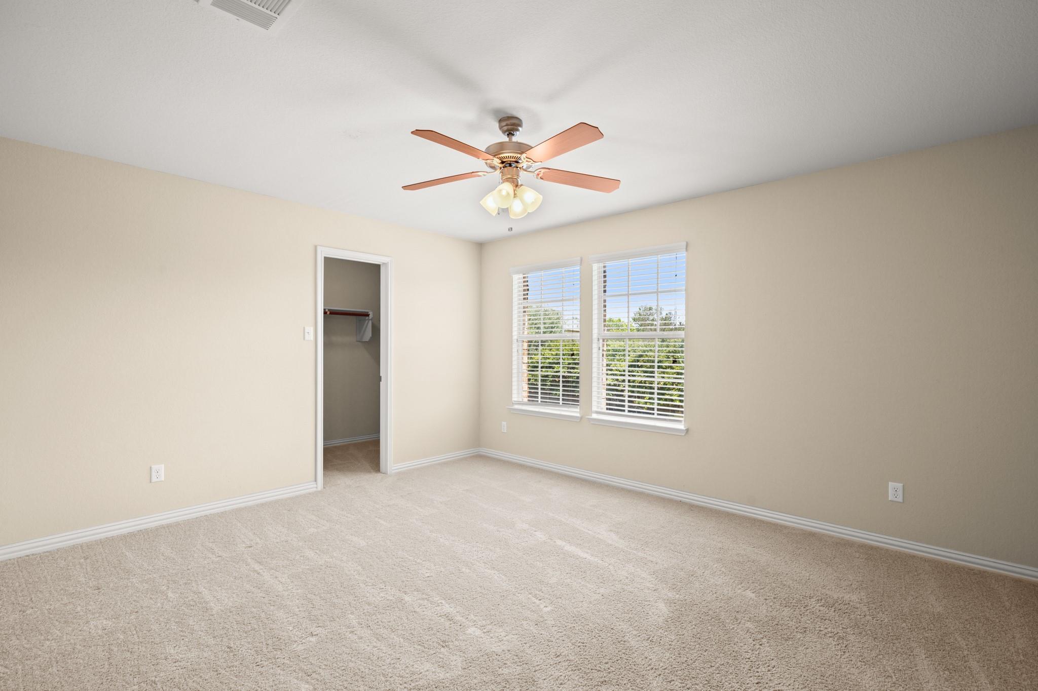 204 Carrington DR