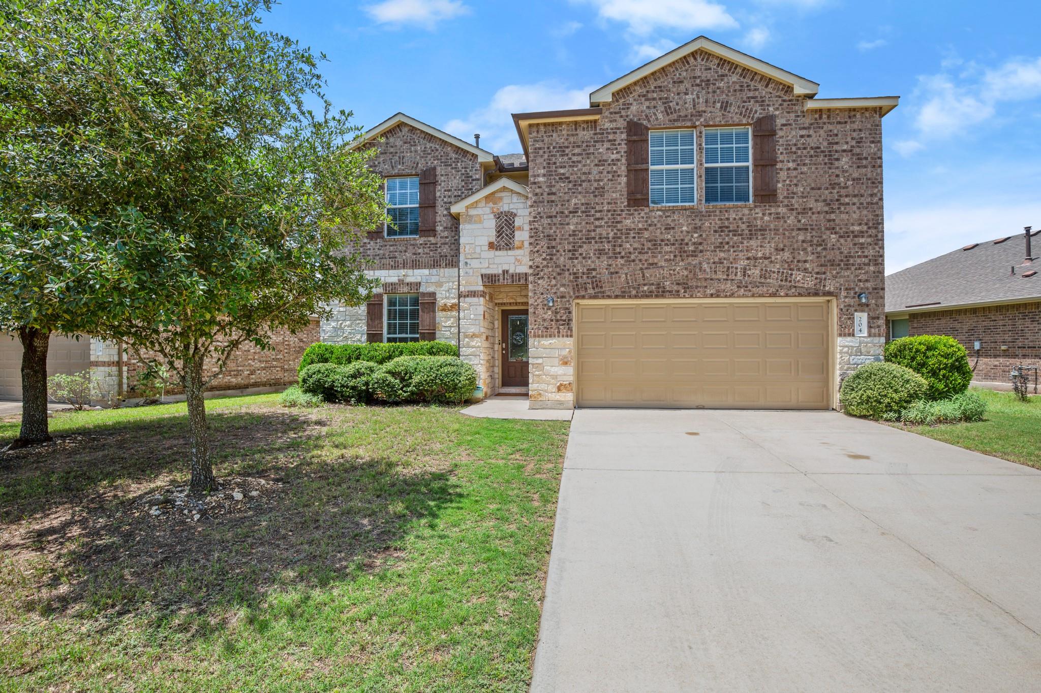 204 Carrington DR