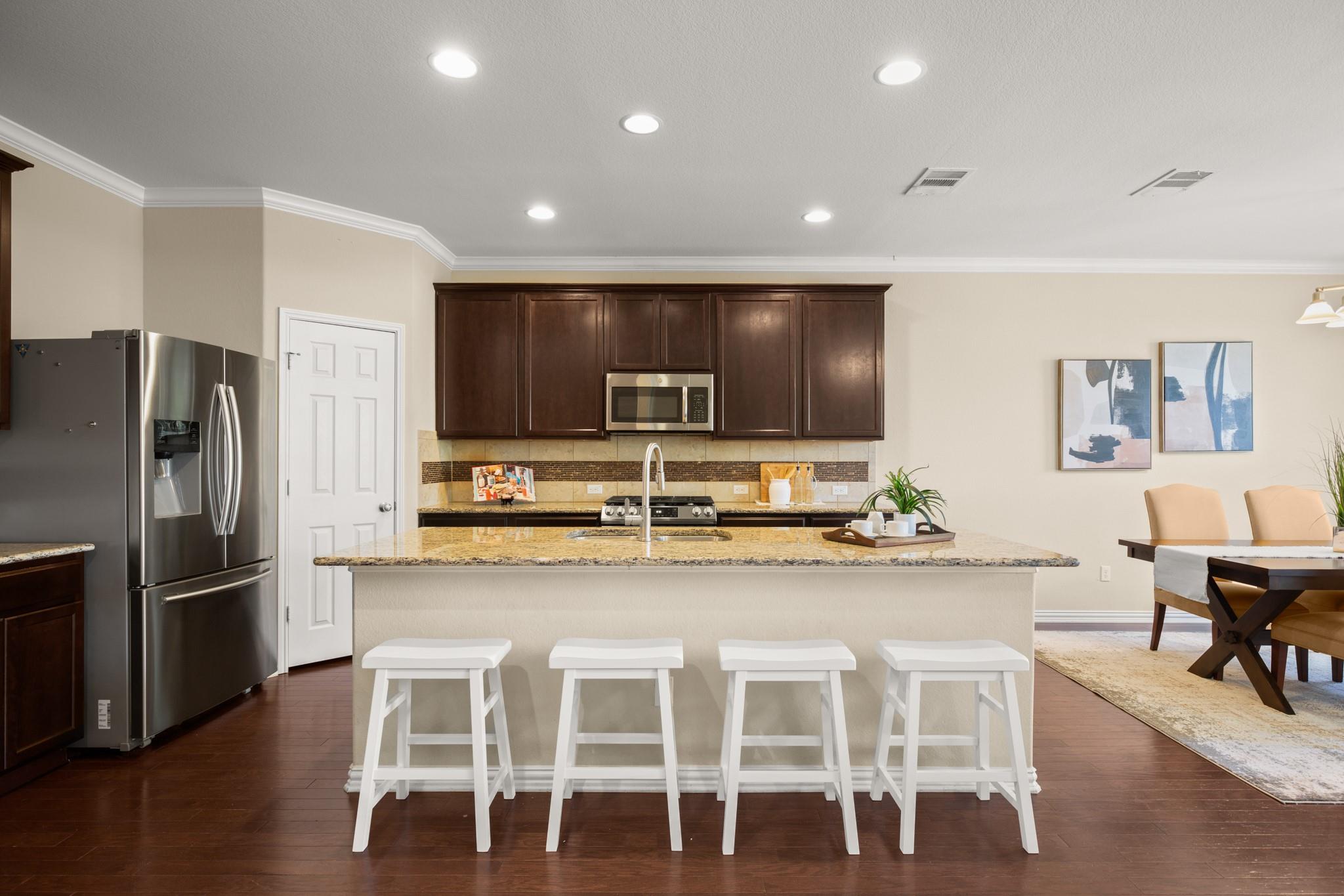 204 Carrington DR