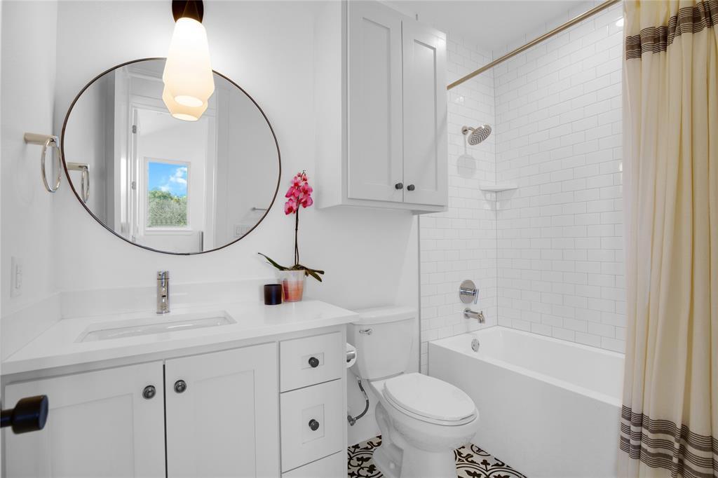 4020 Valley View RD # A