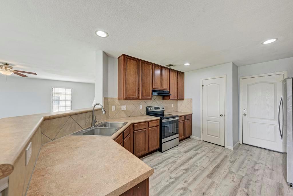 530 Sheep Trail DR