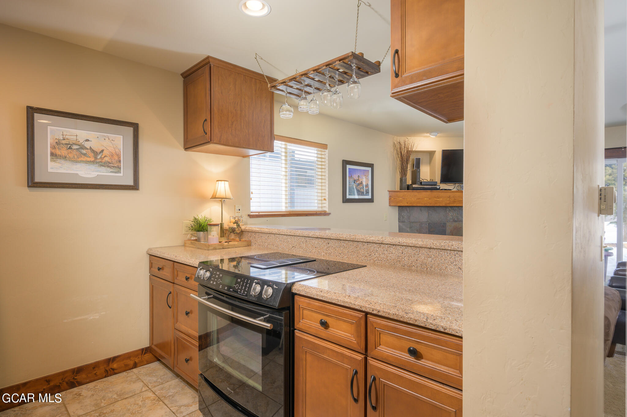 224 GCR 838/ E Meadow Mile 16-4