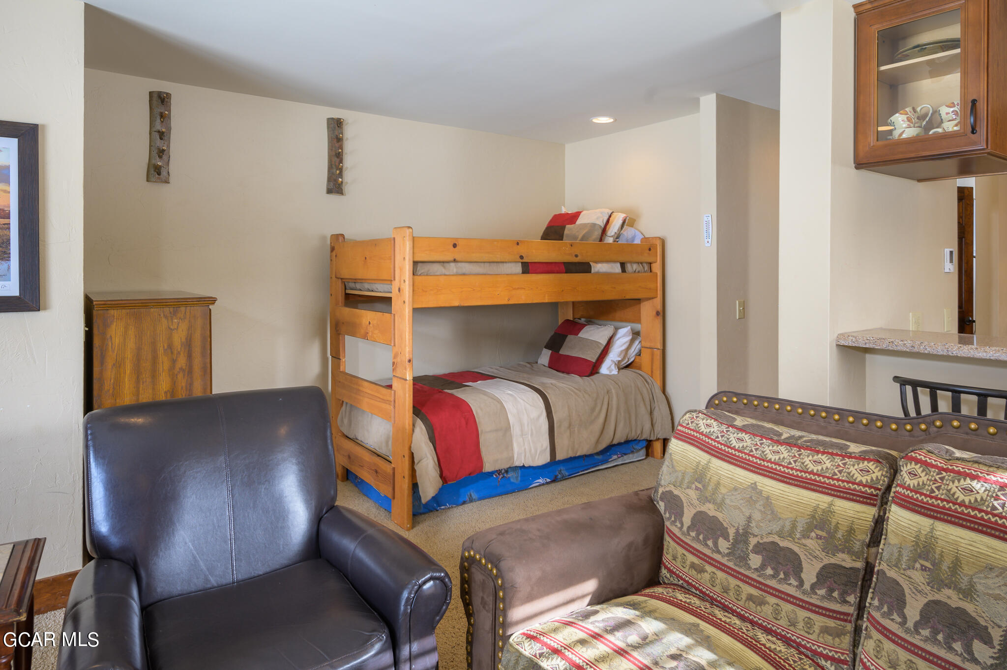 224 GCR 838/ E Meadow Mile 16-4