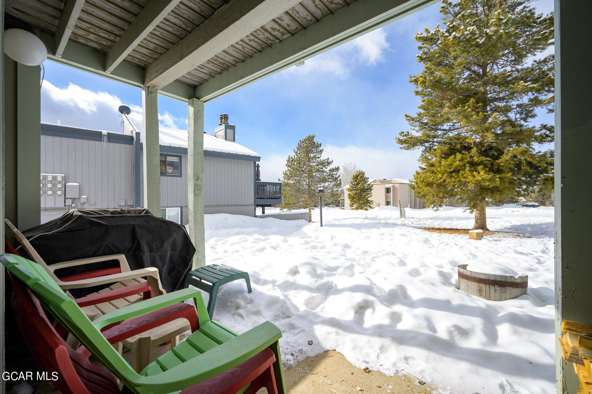 224 GCR 838/ E Meadow Mile 16-4