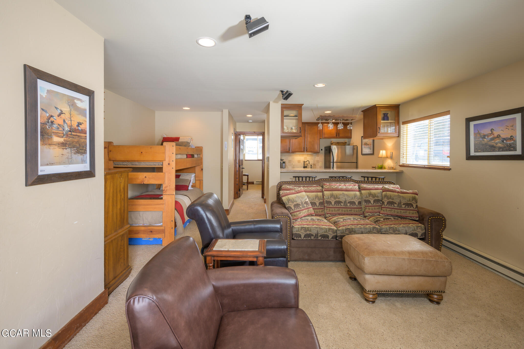 224 GCR 838/ E Meadow Mile 16-4