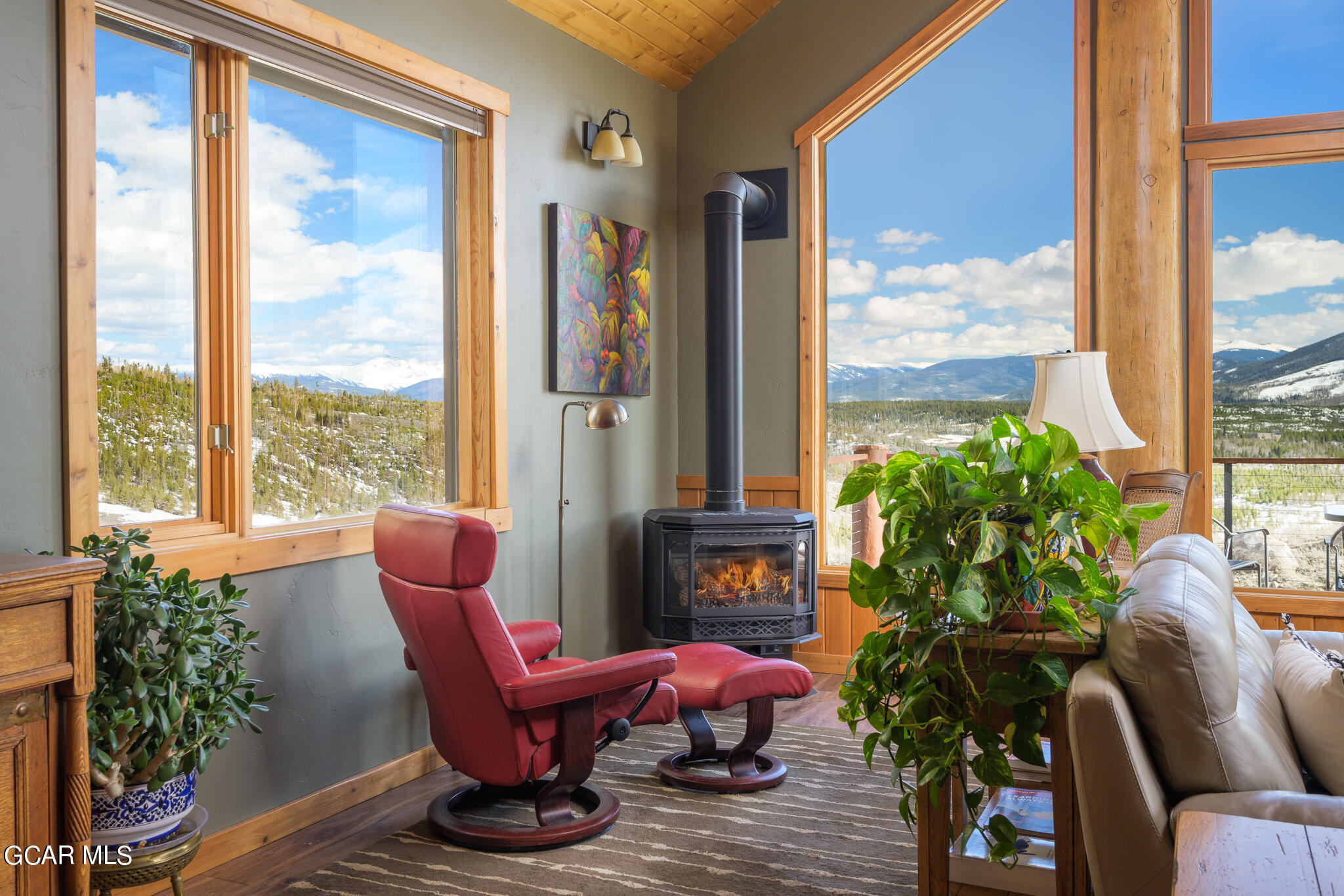 500 South Ridge Road