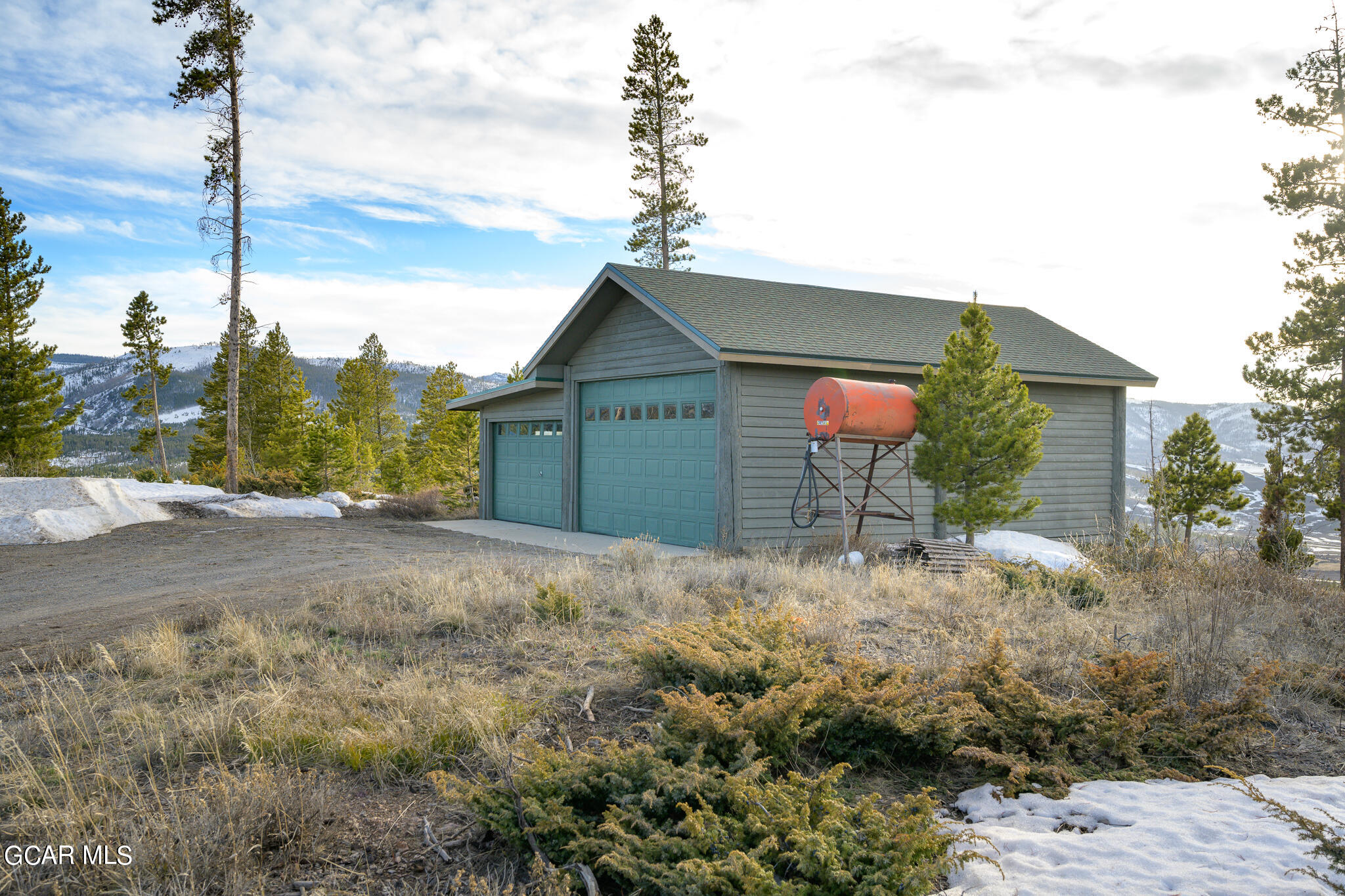 500 South Ridge Road