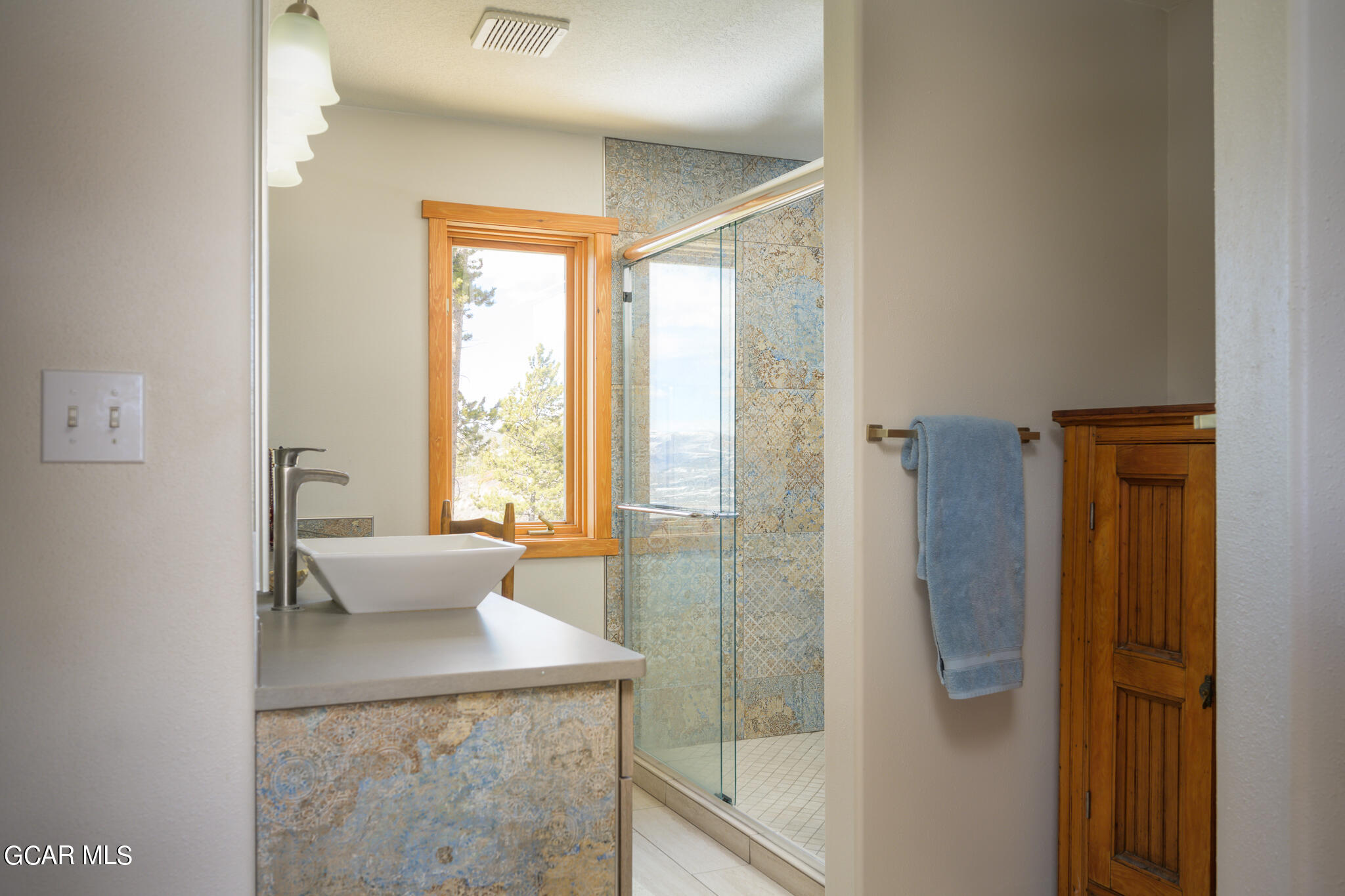 500 South Ridge Road