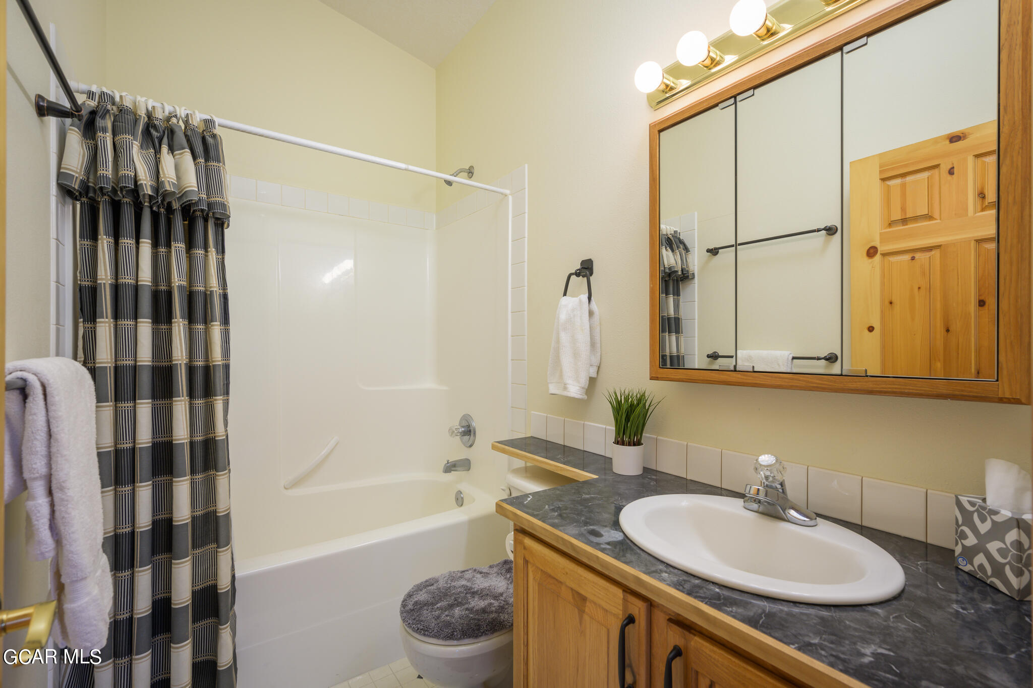 500 South Ridge Road