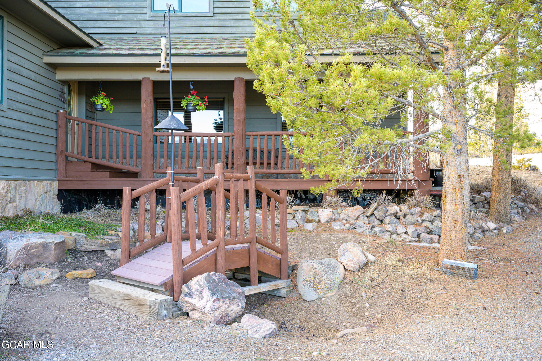 500 South Ridge Road