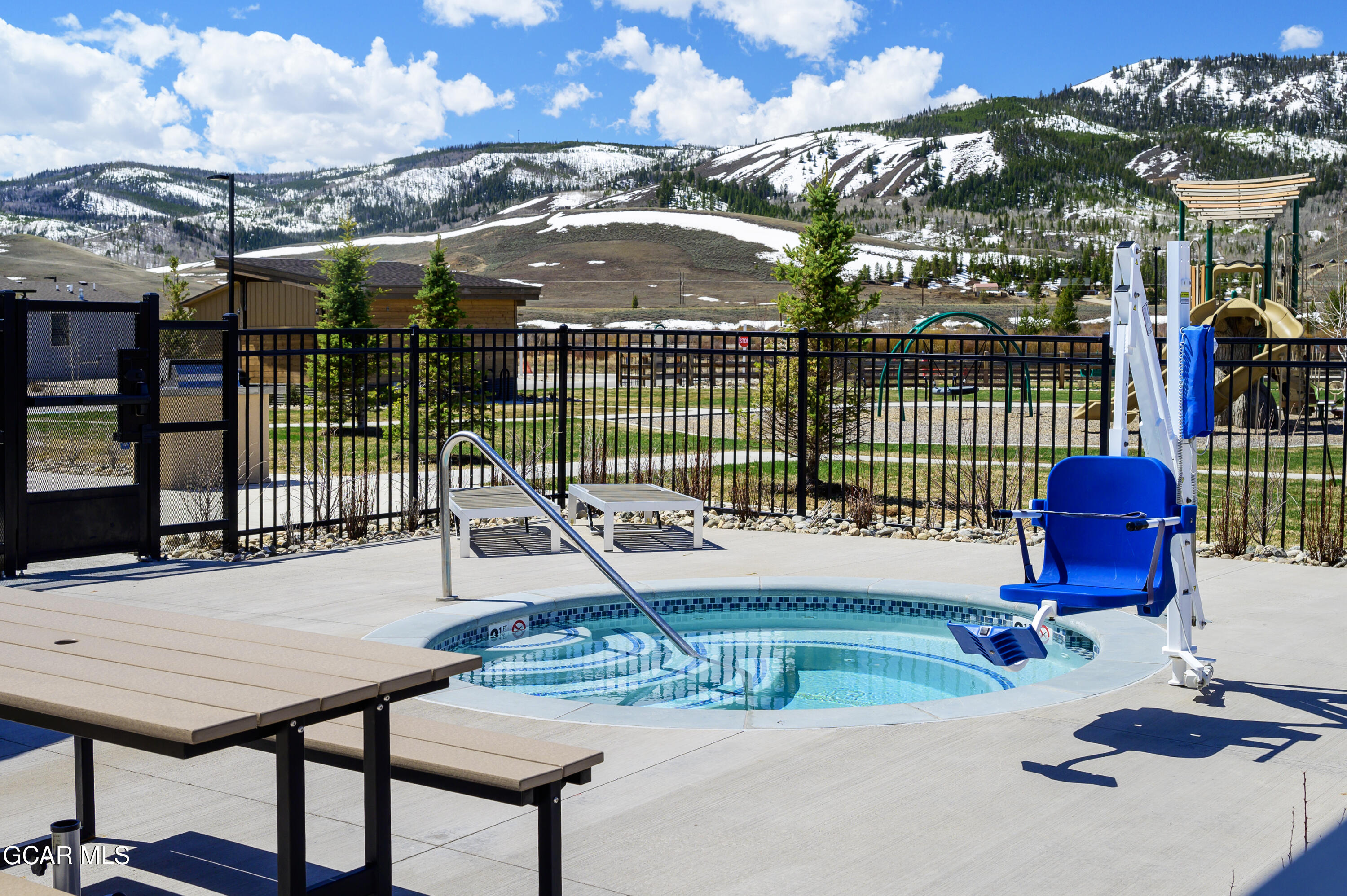 551 Summit Trail 142
