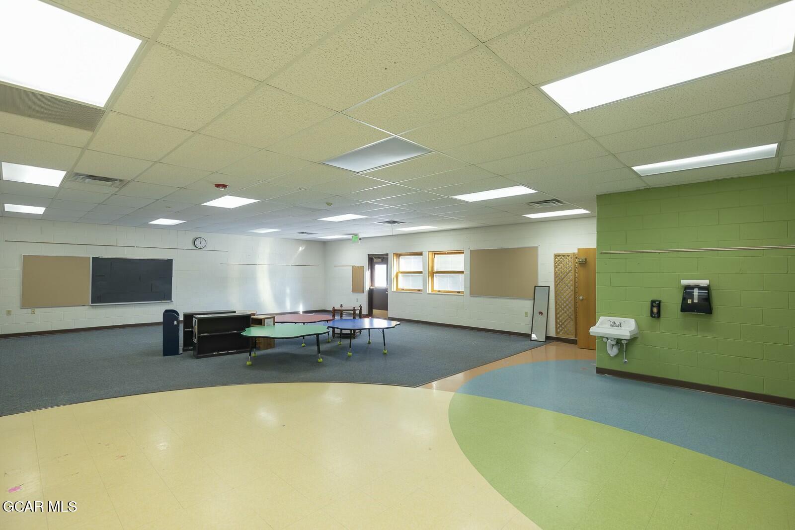 202 East Topaz Avenue