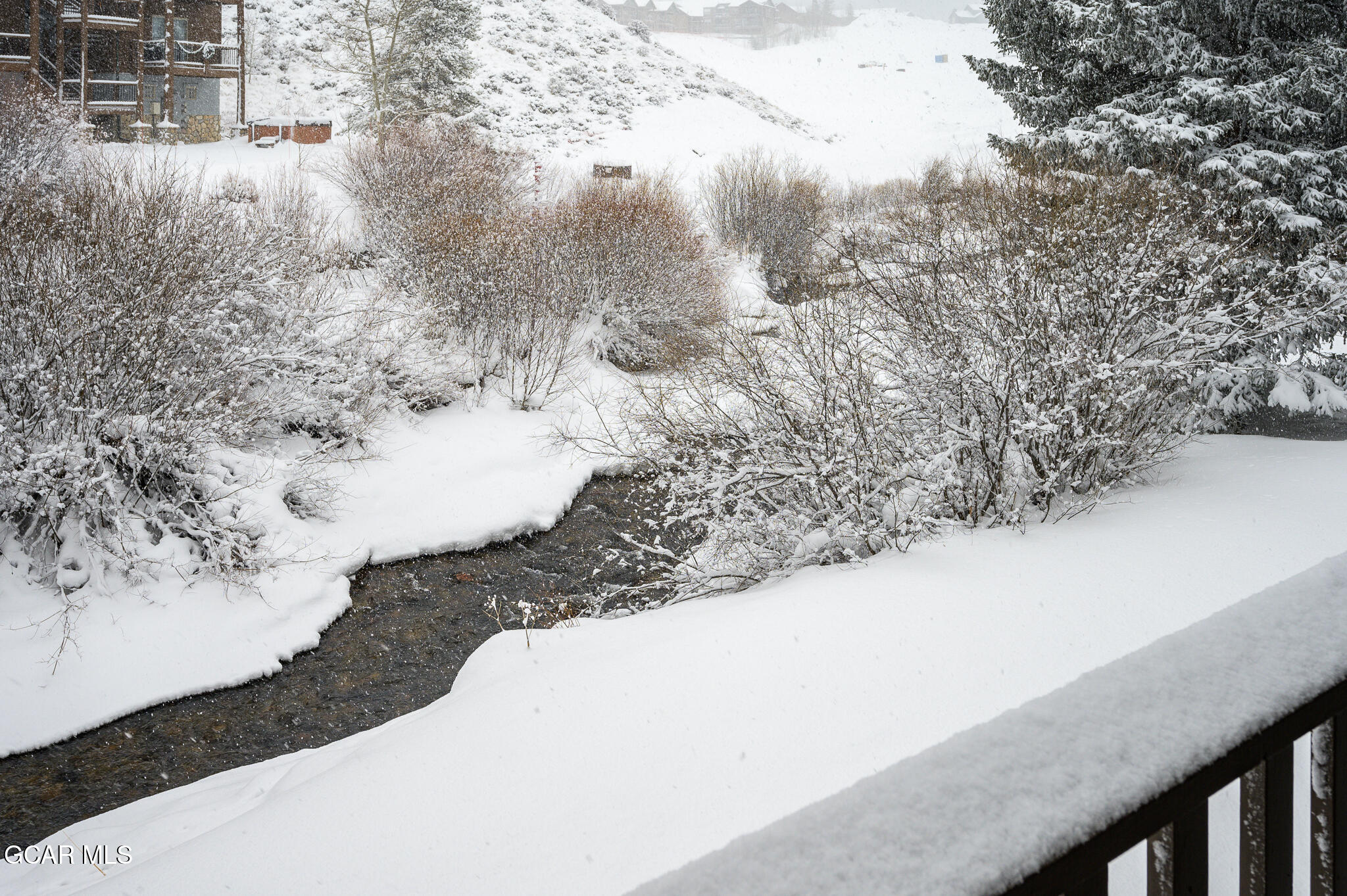 168 Hi Country Drive 8