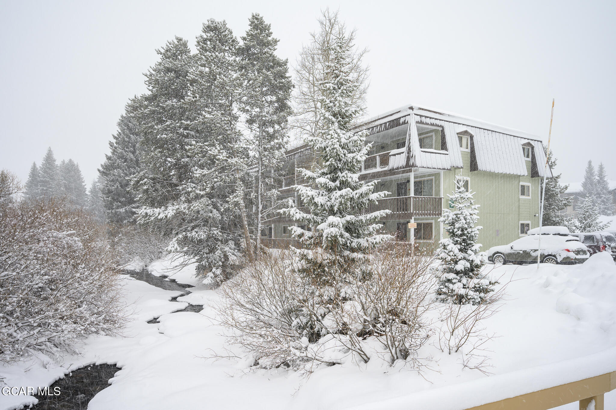 168 Hi Country Drive 8