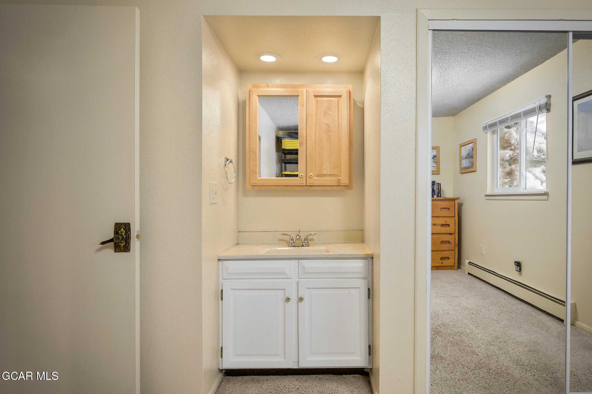 168 Hi Country Drive 8