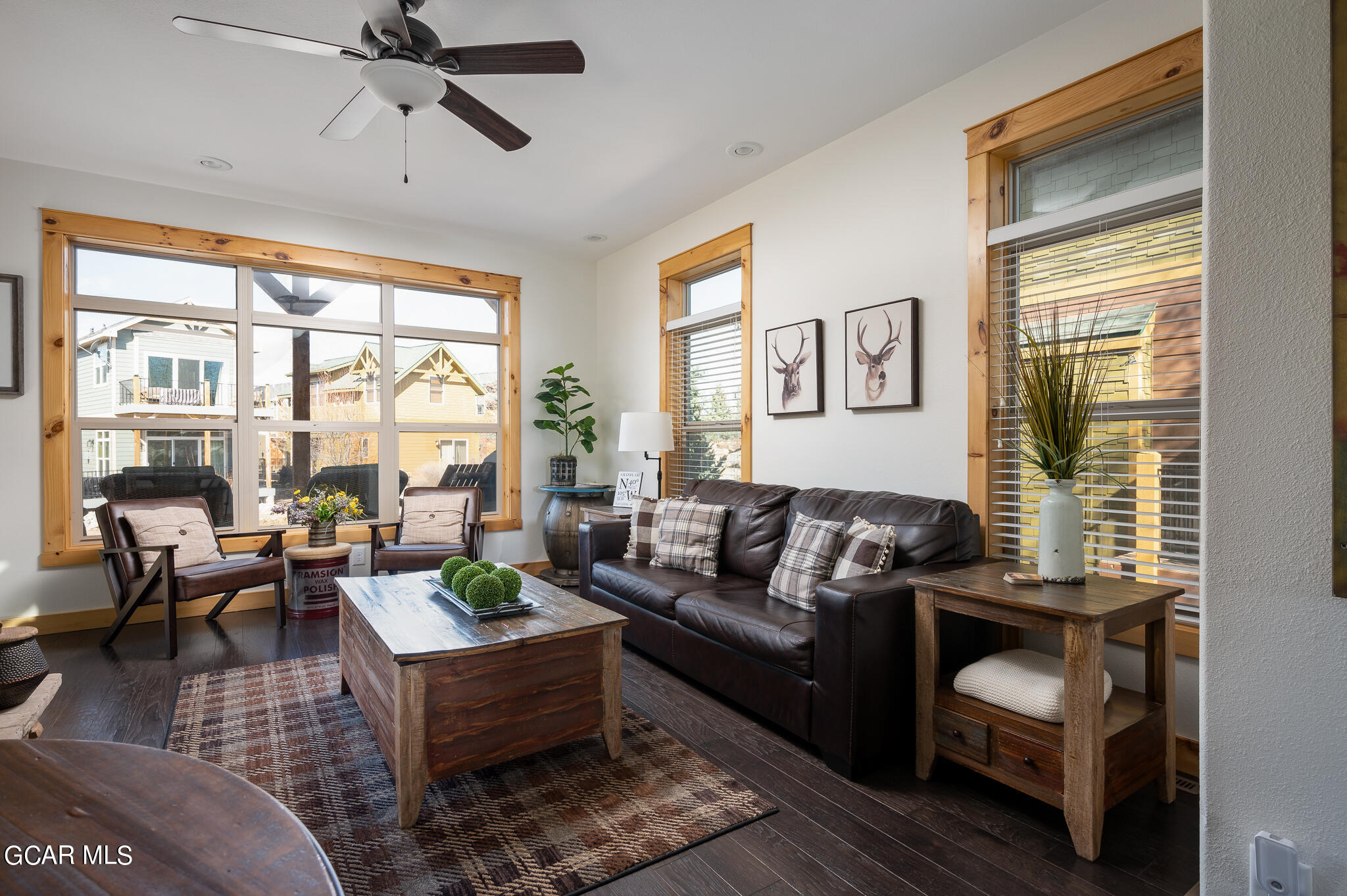 107 EDGEWATER Circle