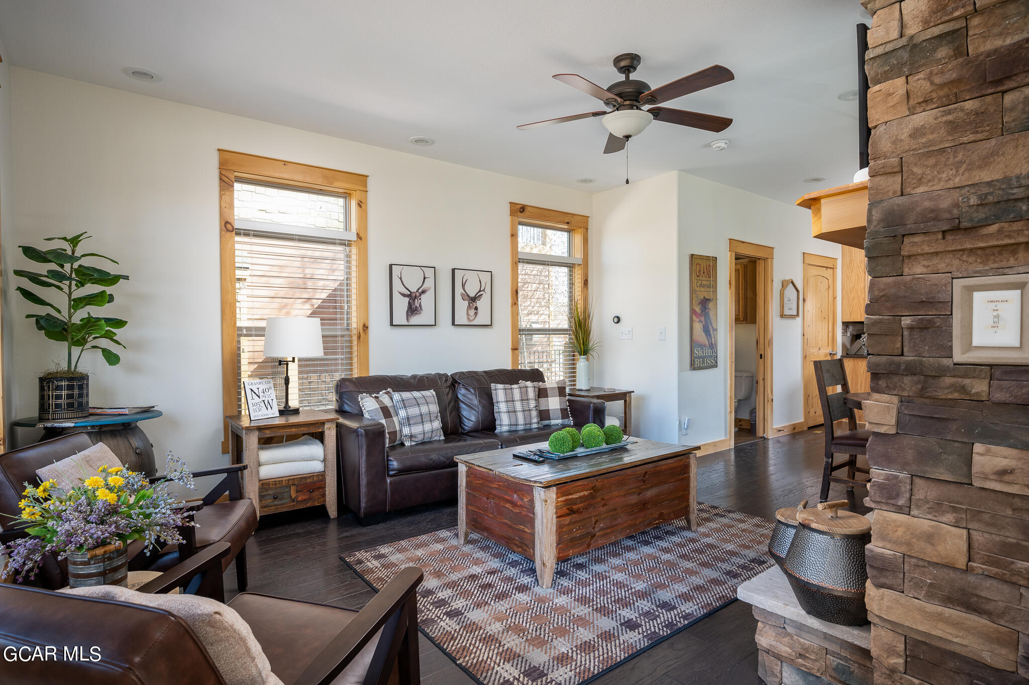 107 EDGEWATER Circle