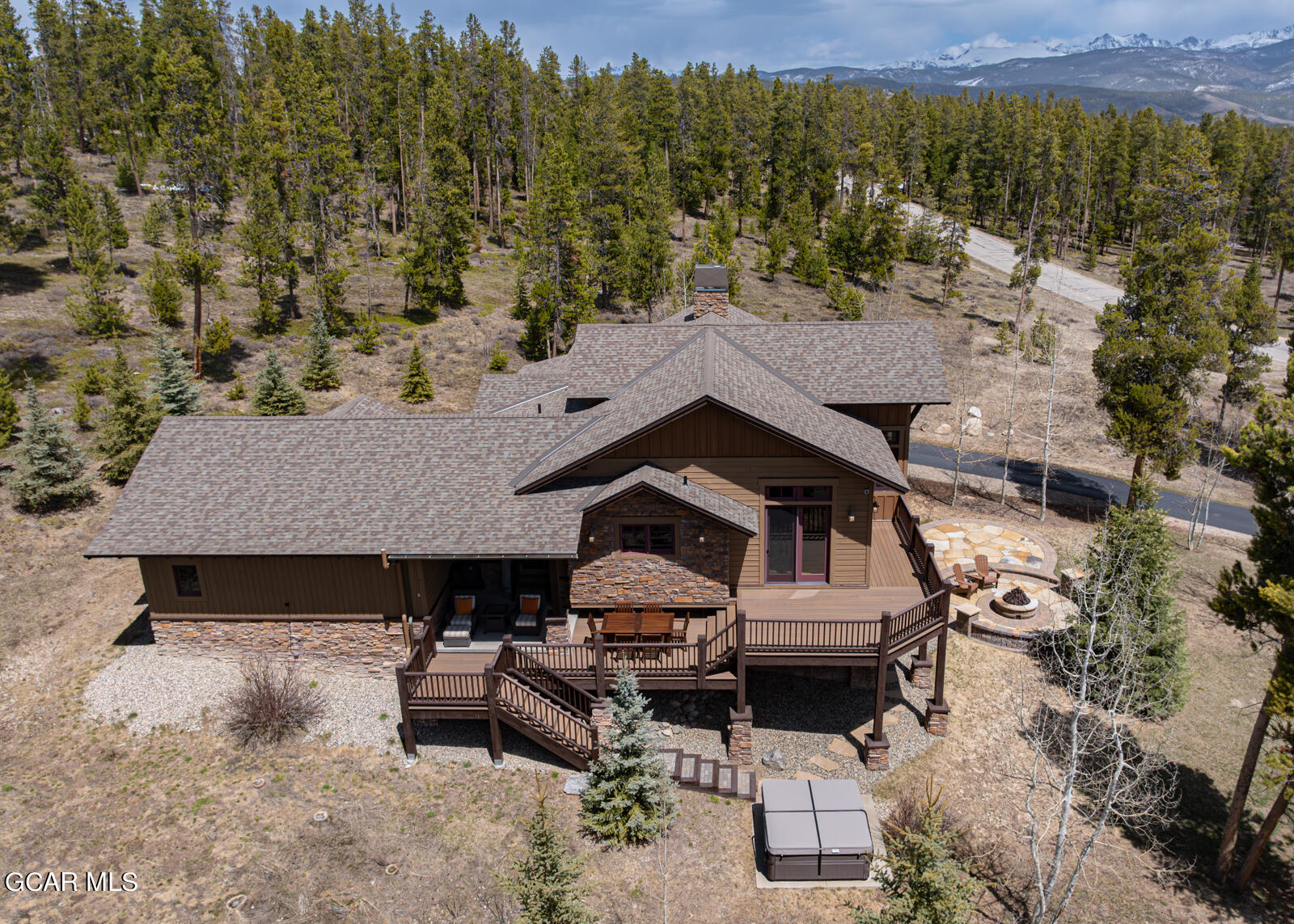 40 Golf Course Circle