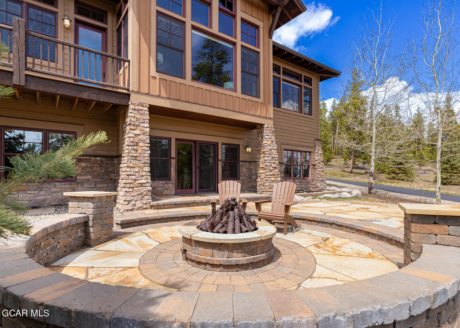 40 Golf Course Circle