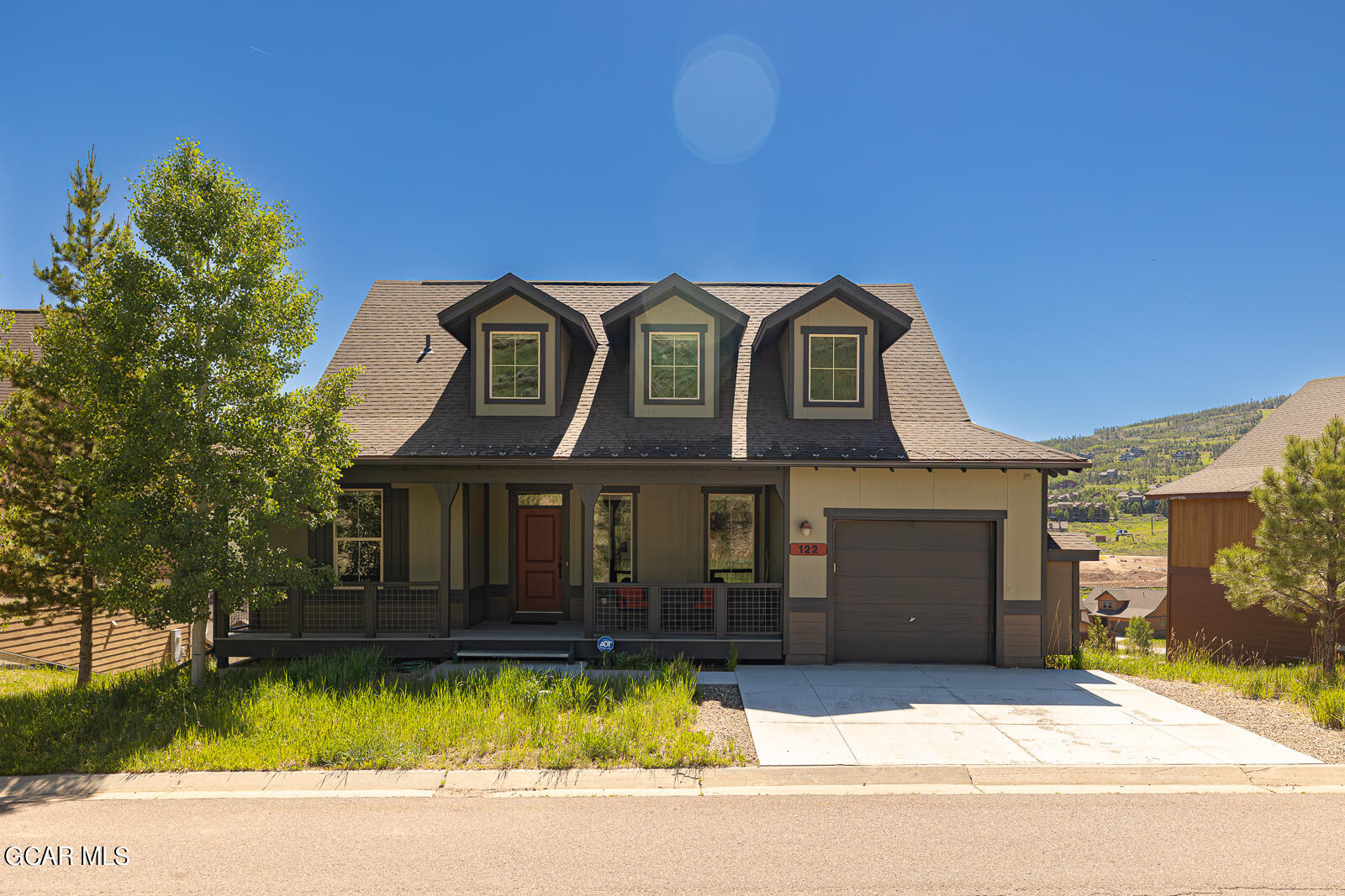 122 FAIRWAY Lane