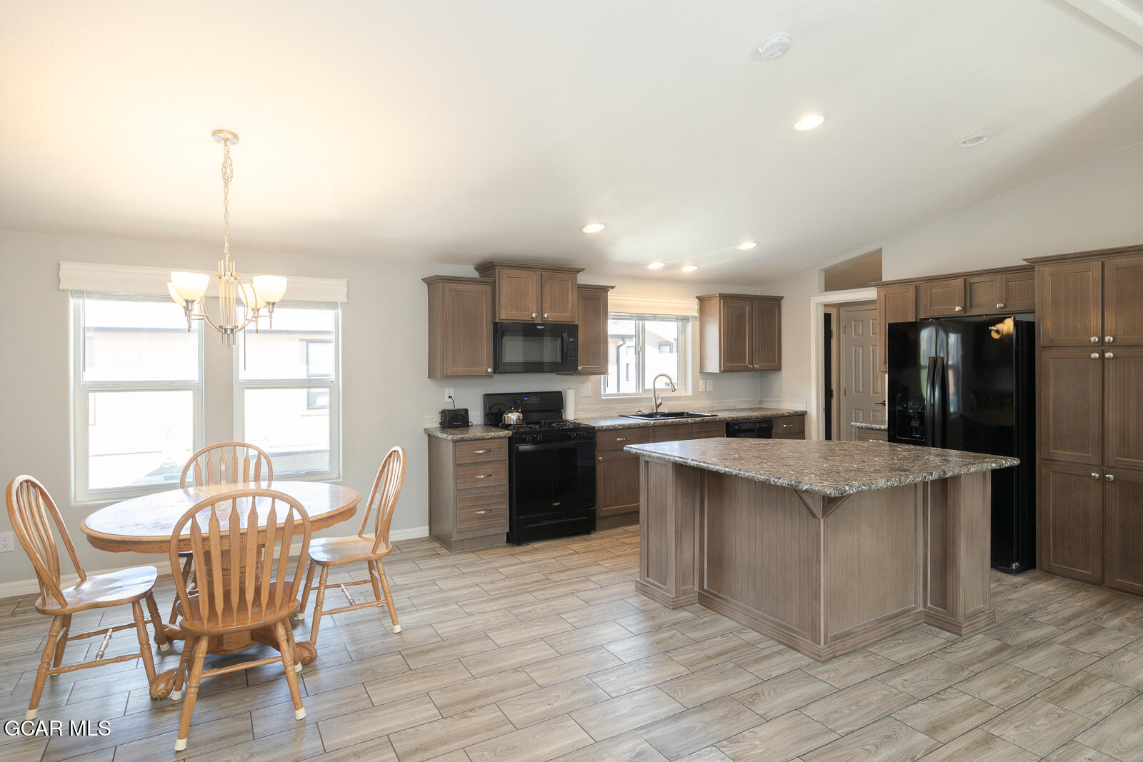 551 Summit Trail 157