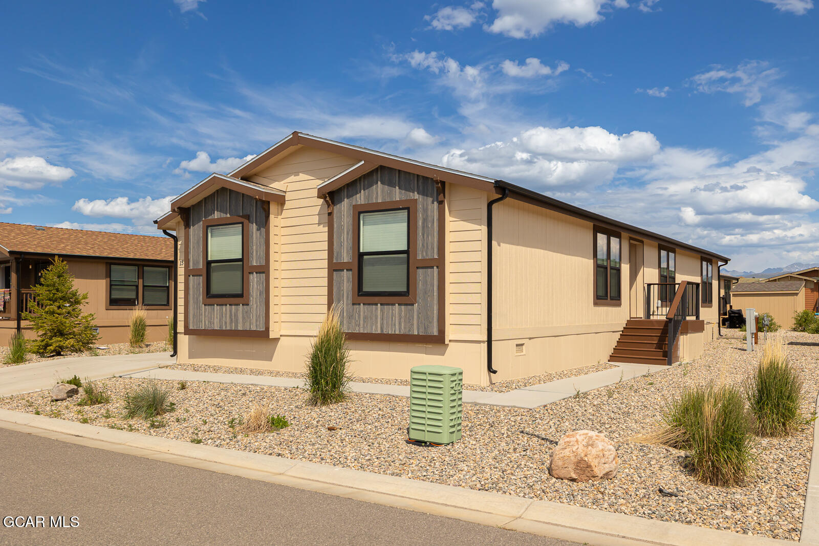 551 Summit Trail 157
