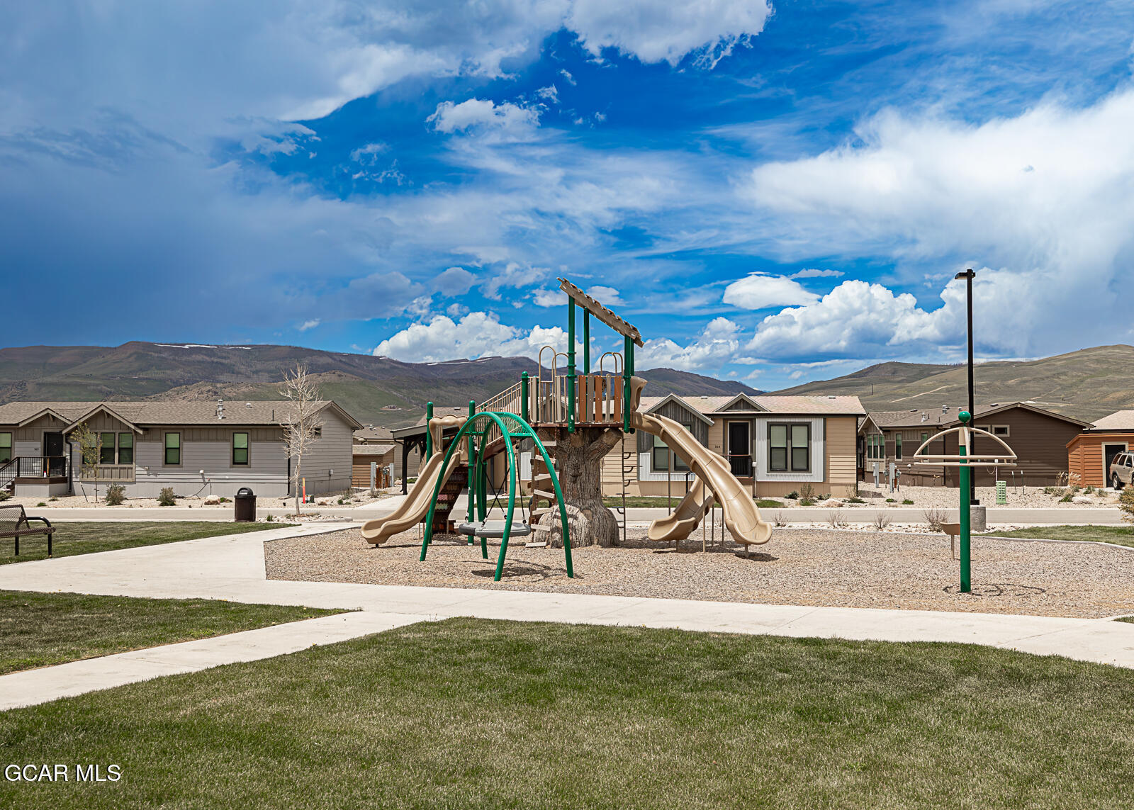551 Summit Trail 157
