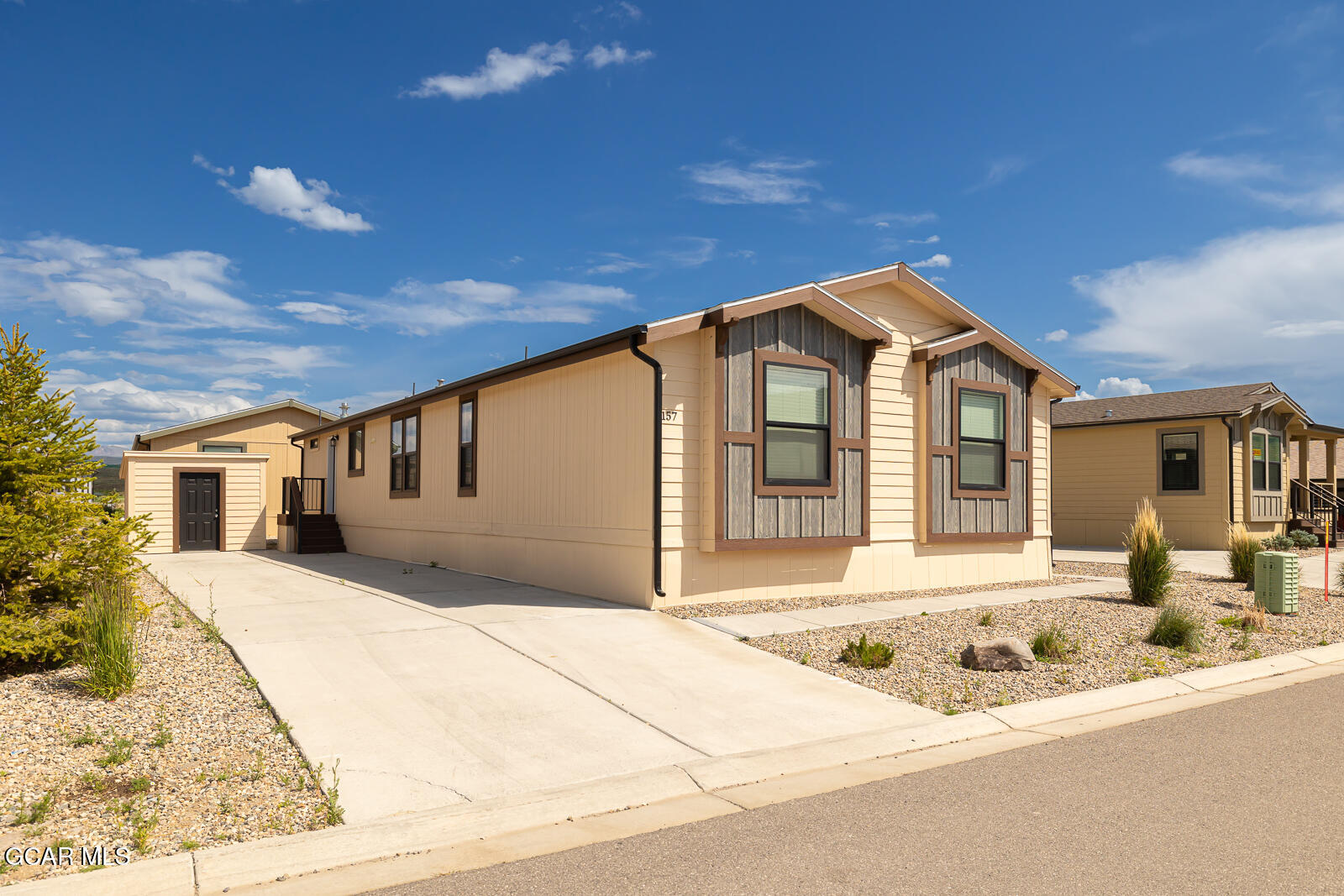 551 Summit Trail 157