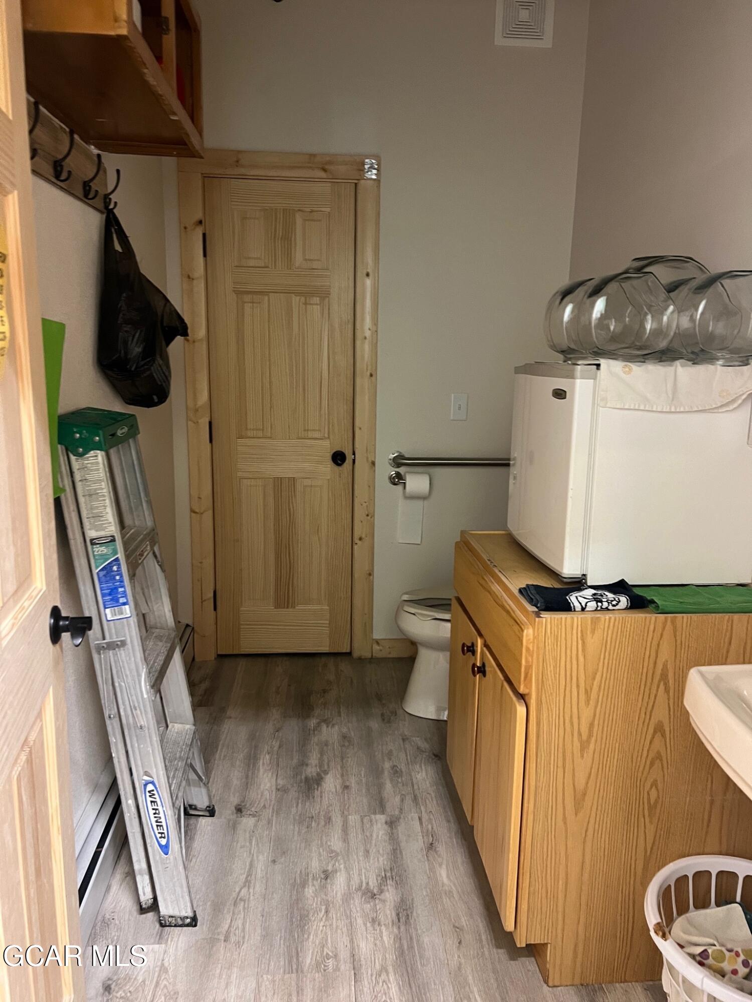 78415 U.S. Hwy 40 200B