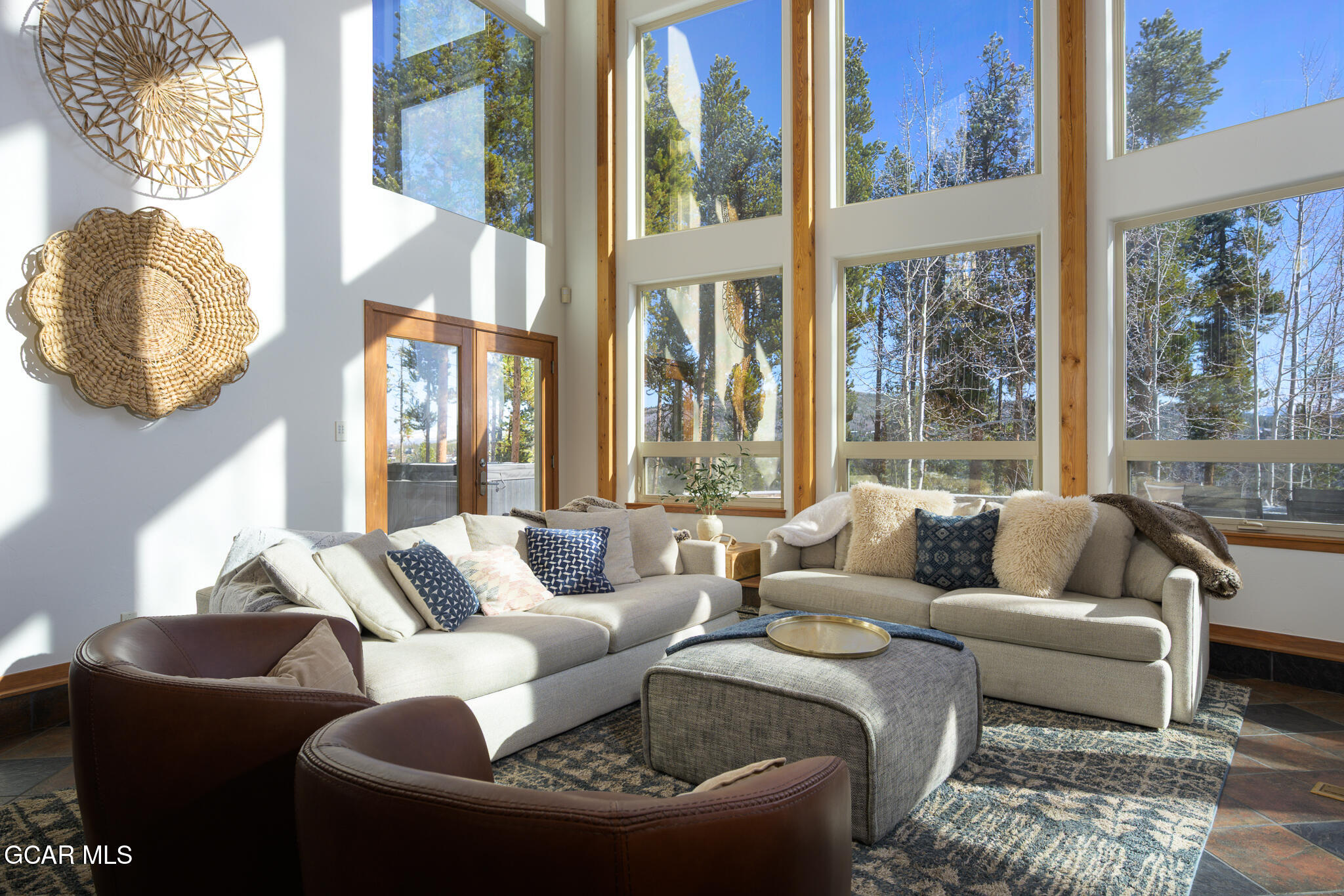 2940 Golf Course Circle