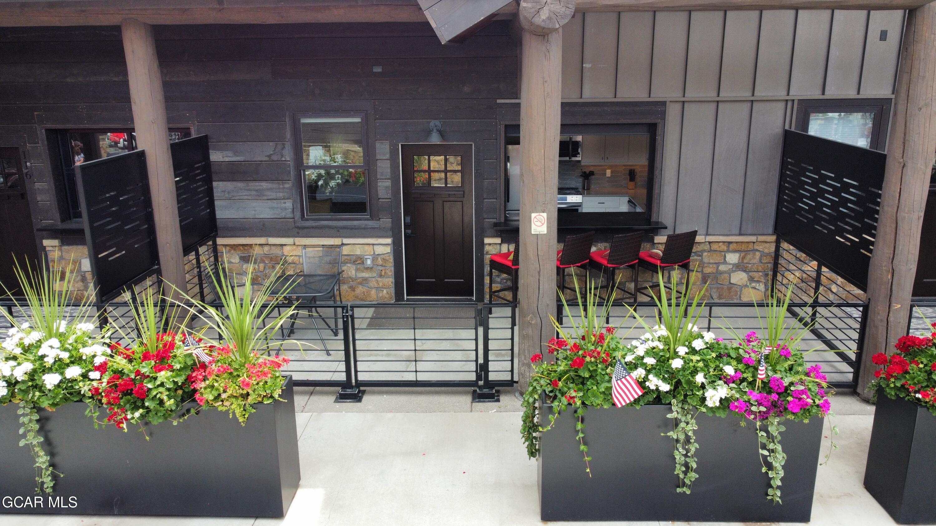 824 GRAND Avenue 115