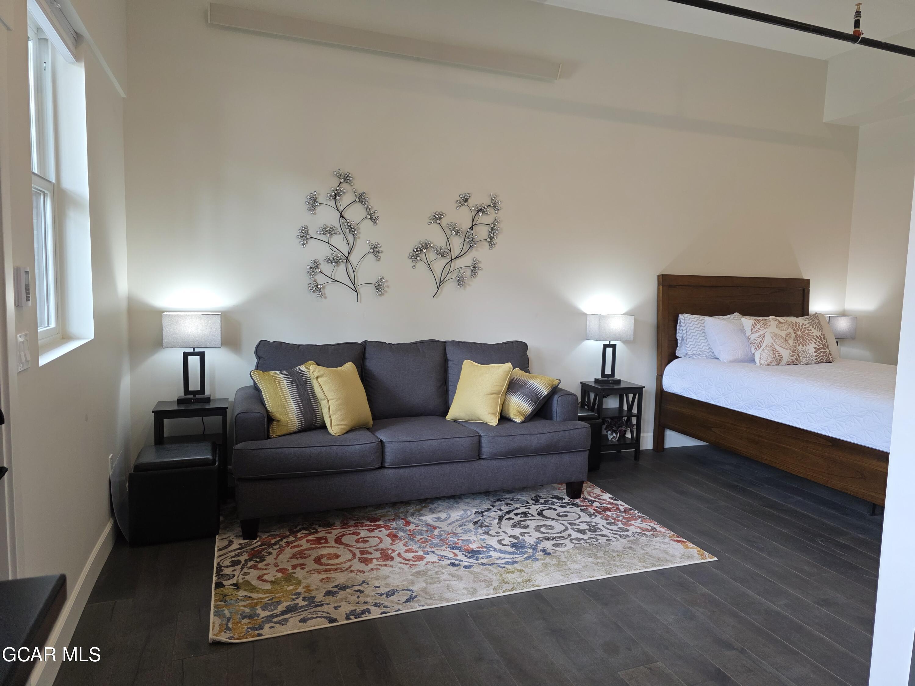 824 GRAND Avenue 115