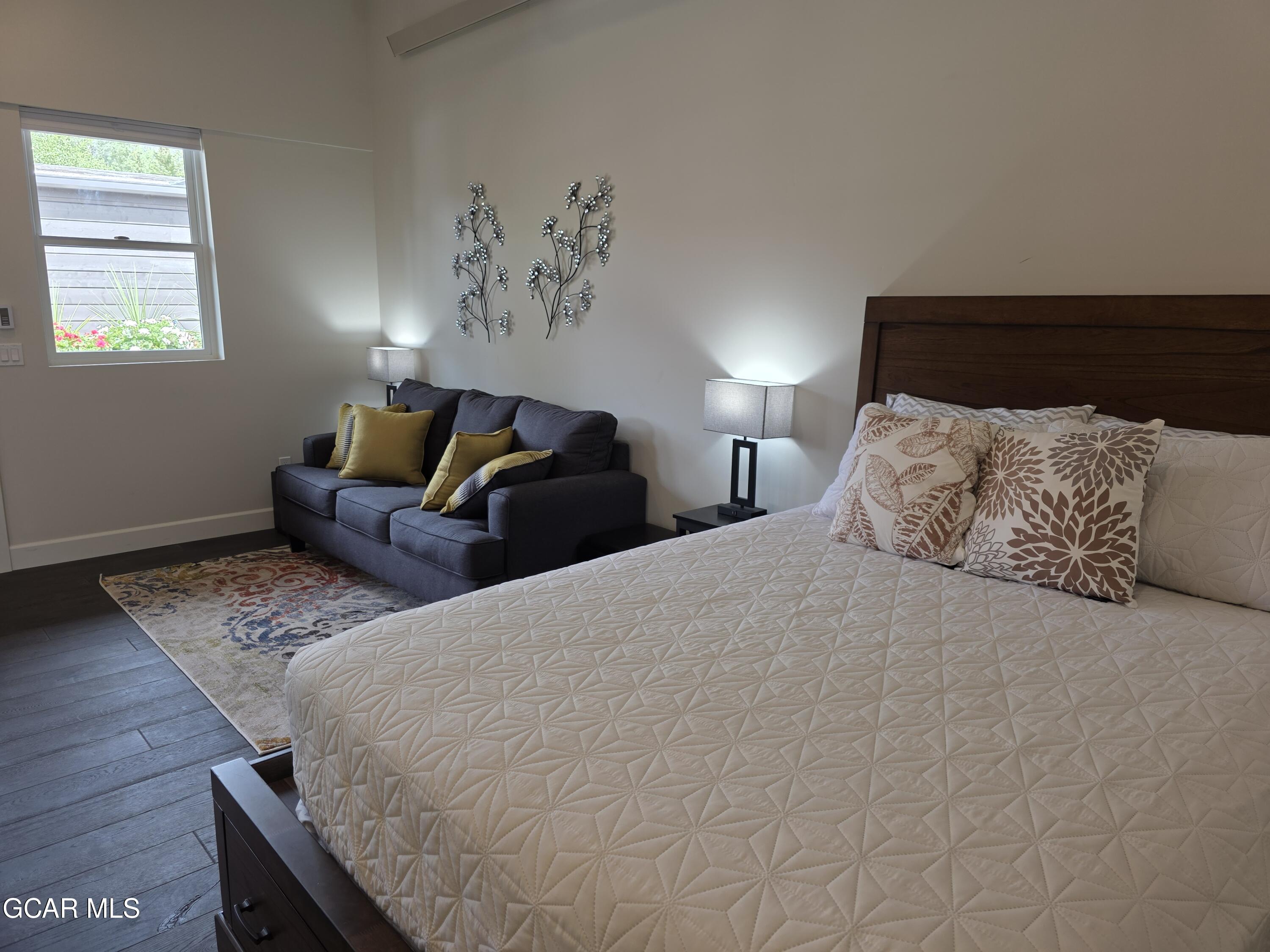 824 GRAND Avenue 115