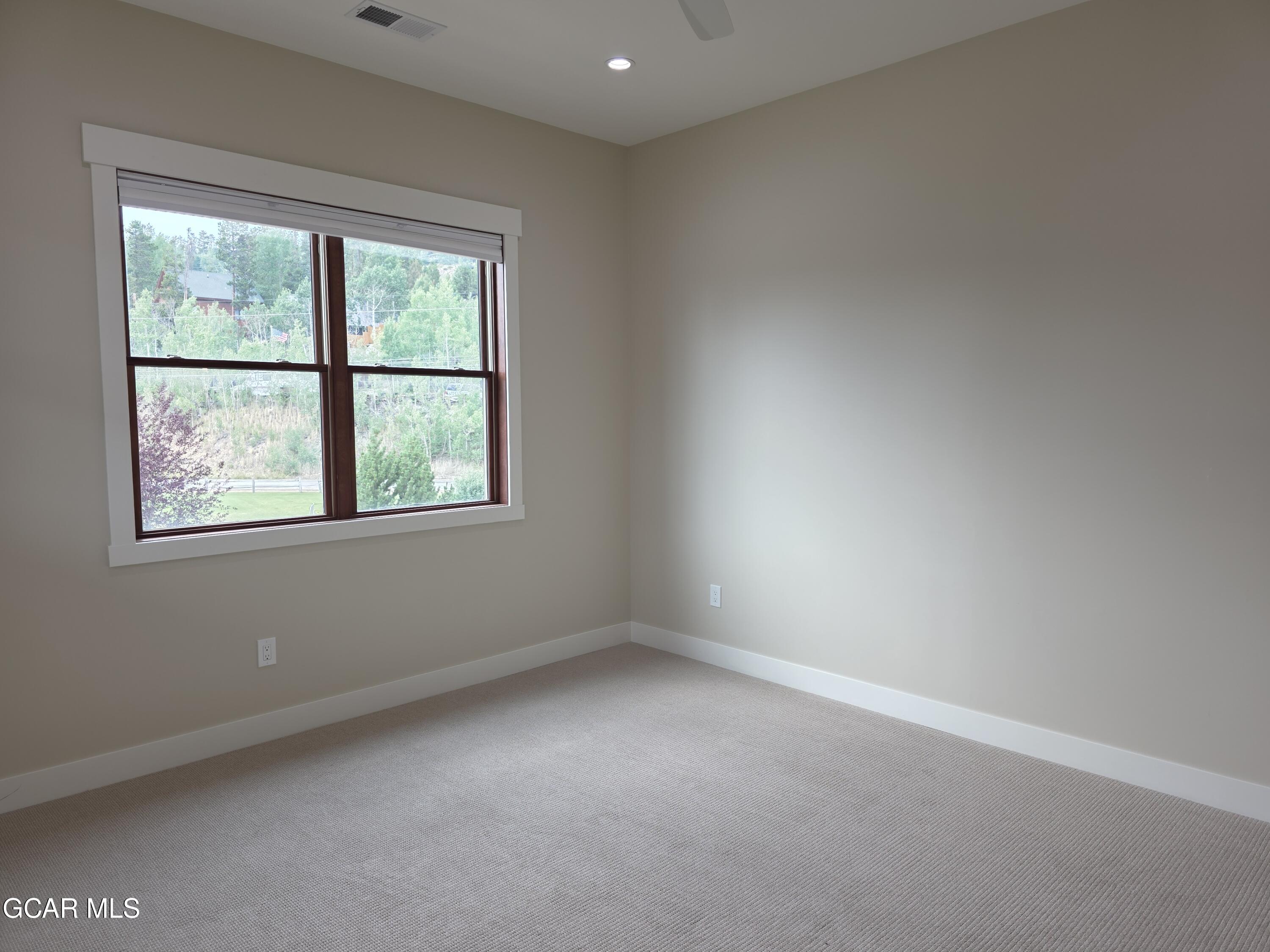 505 GRAND Avenue 202