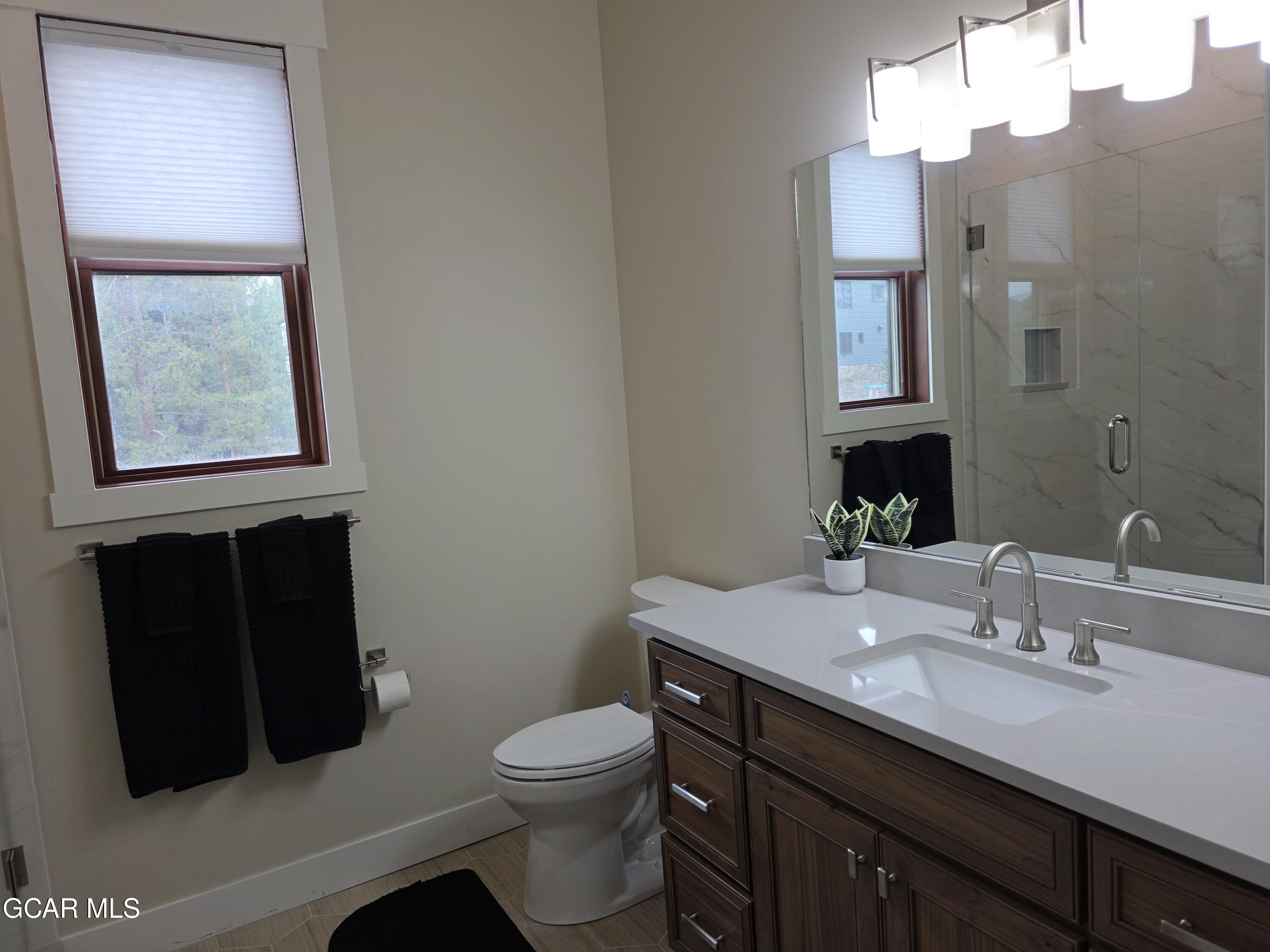 505 GRAND Avenue 202