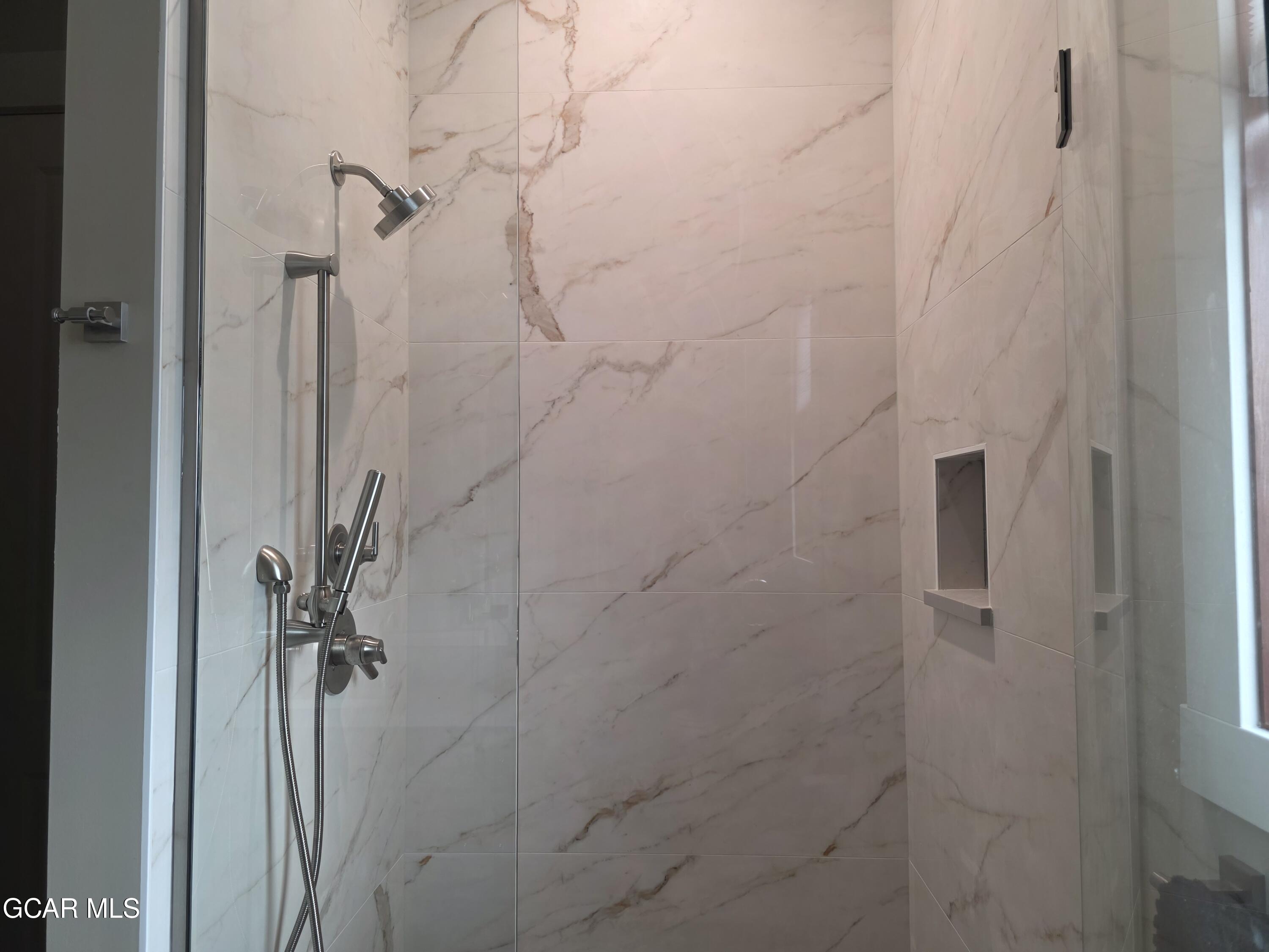 505 GRAND Avenue 202