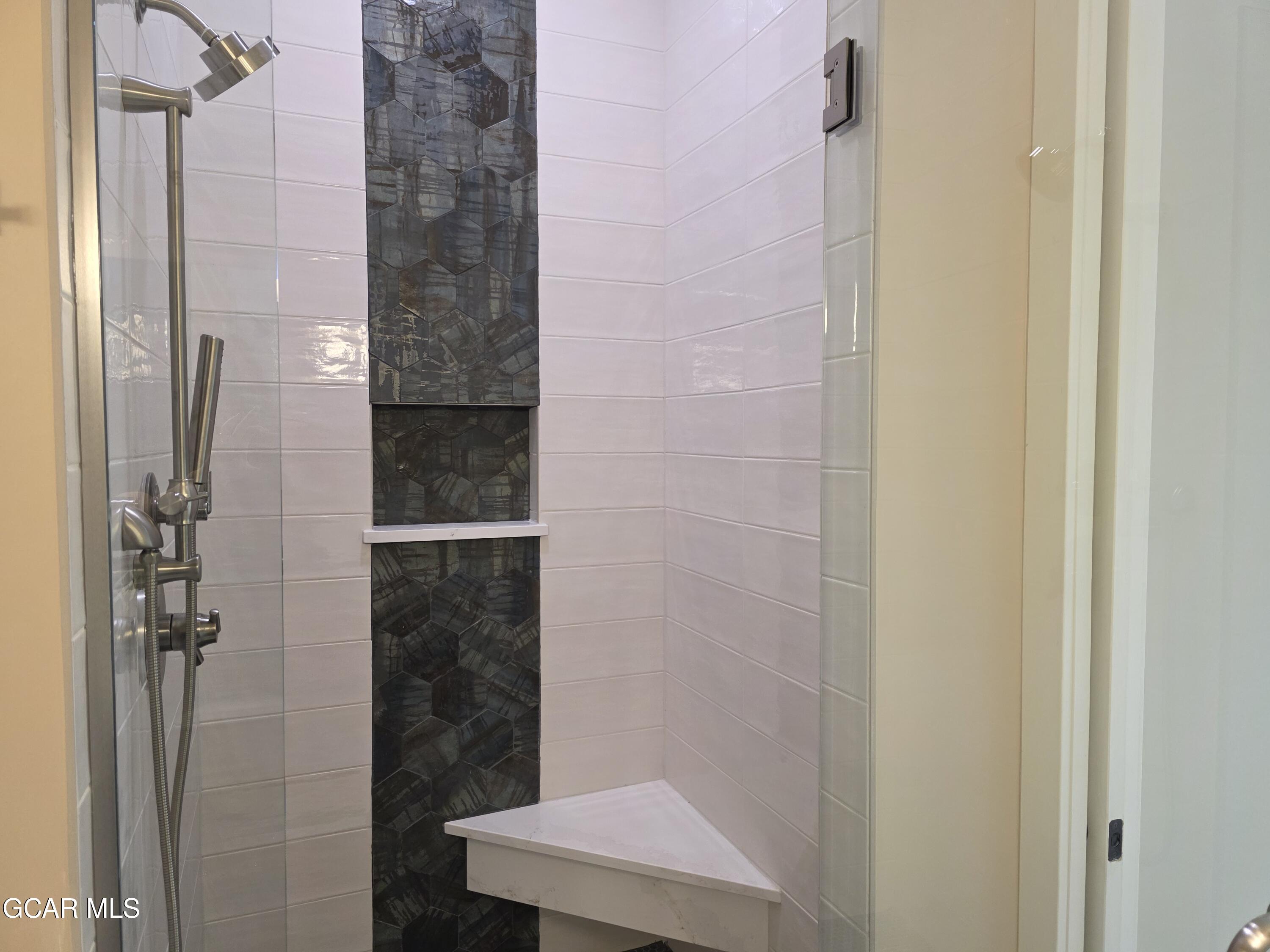 505 GRAND Avenue 202