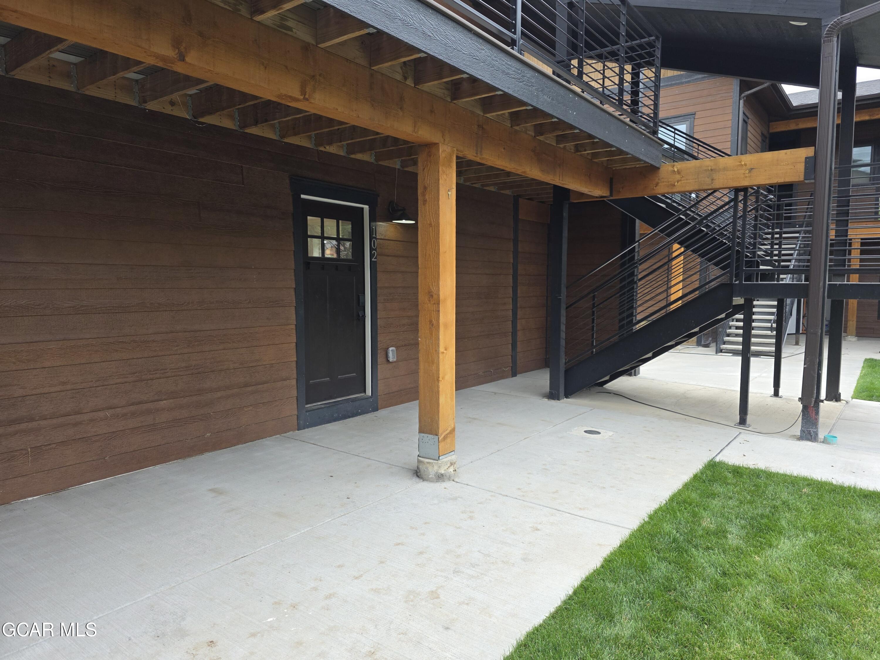 505 GRAND Avenue 102