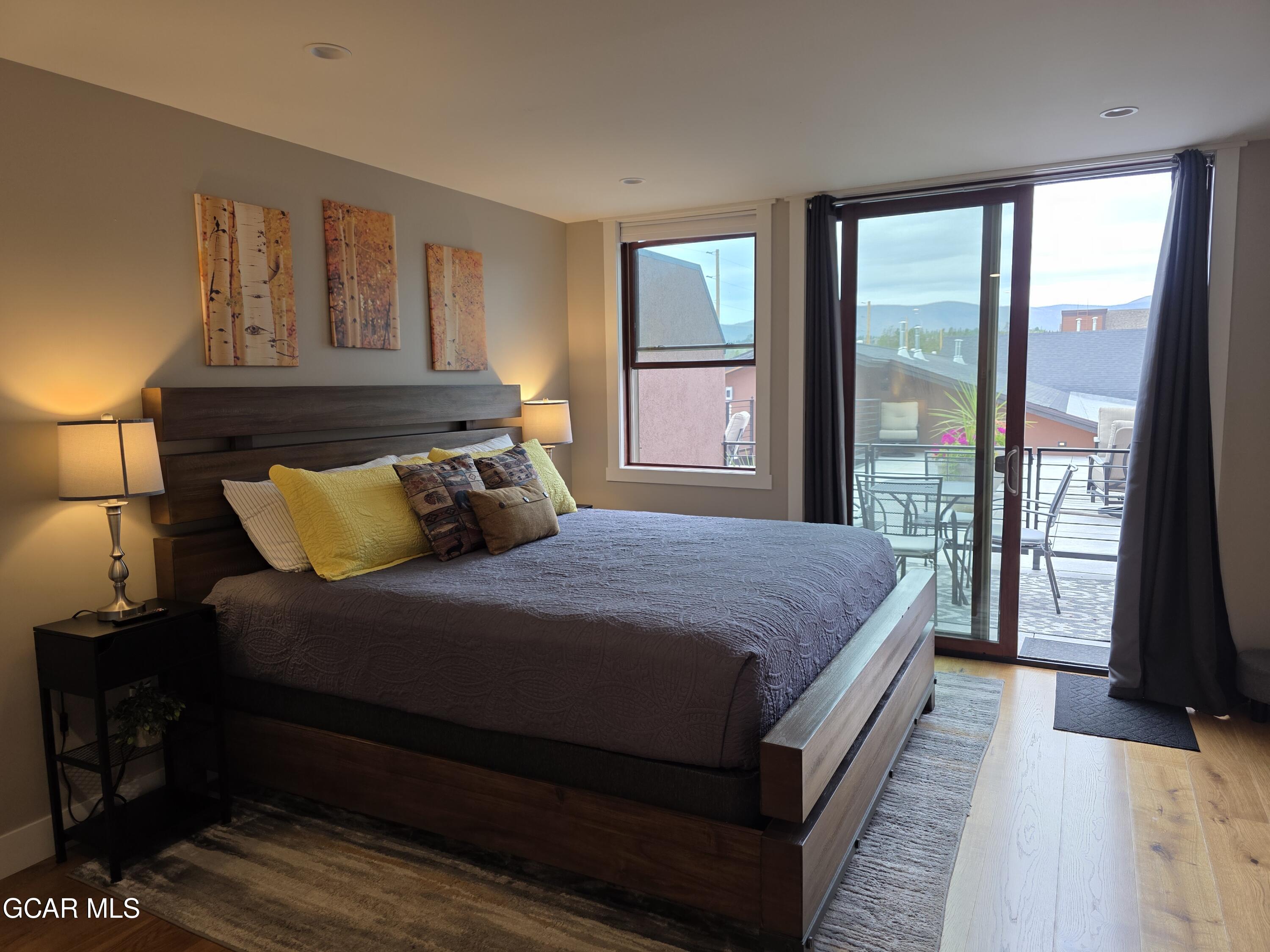 828 GRAND Avenue 208