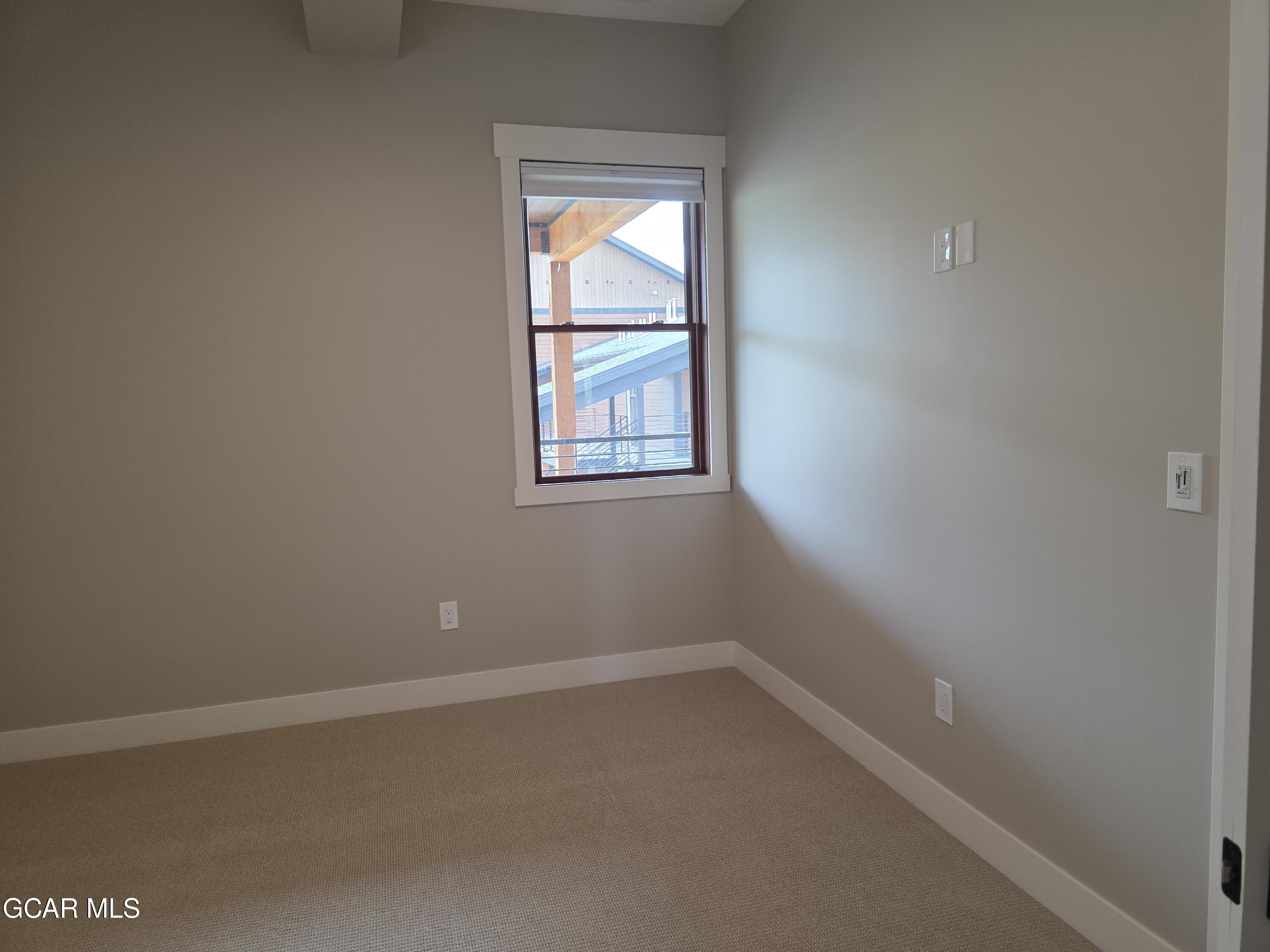 505 GRAND Avenue 204