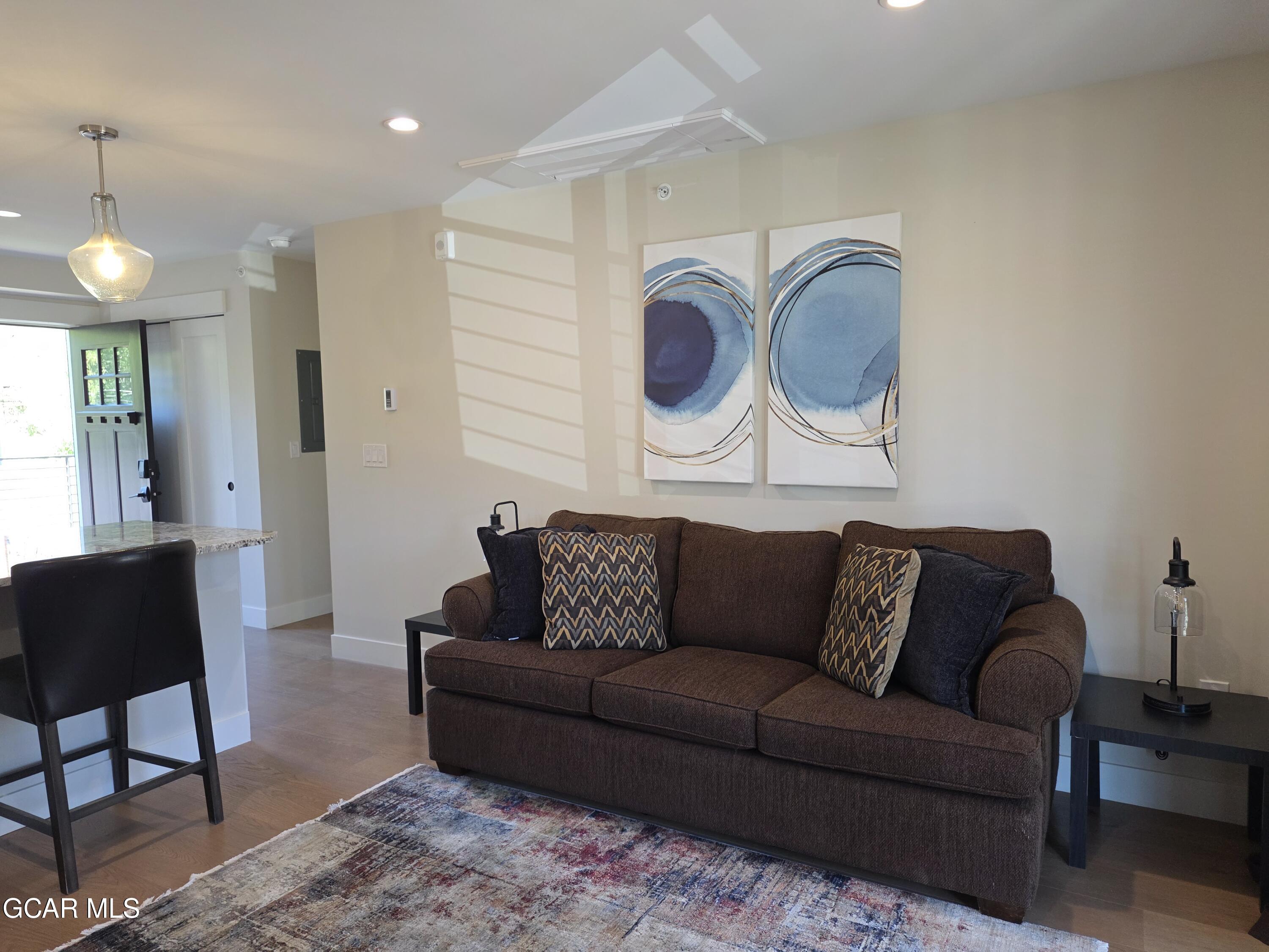 505 GRAND Avenue 206