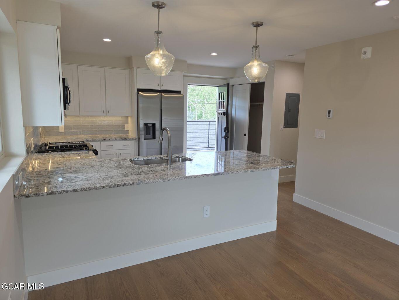 505 GRAND Avenue 206