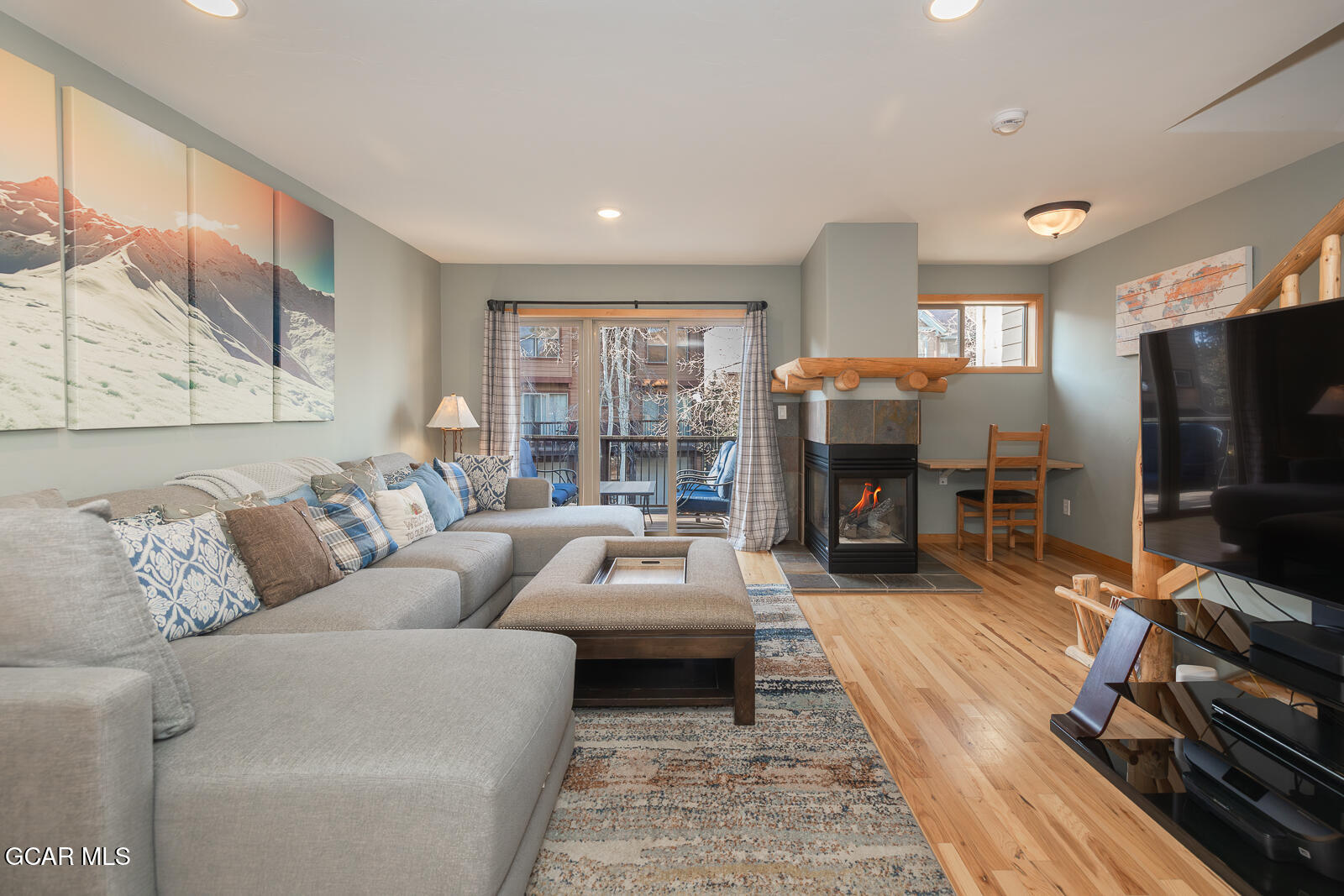210 SAWYER Circle