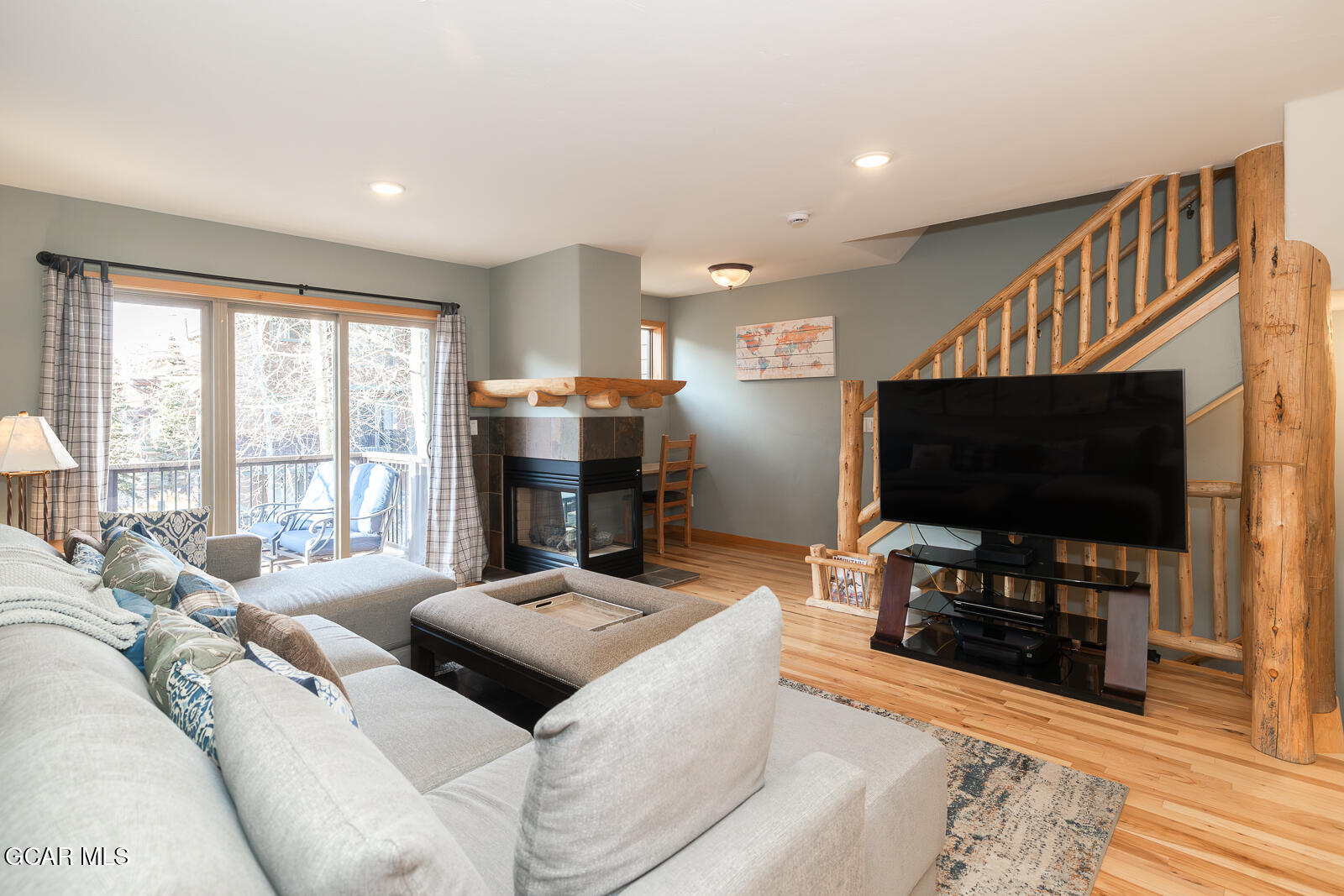 210 SAWYER Circle