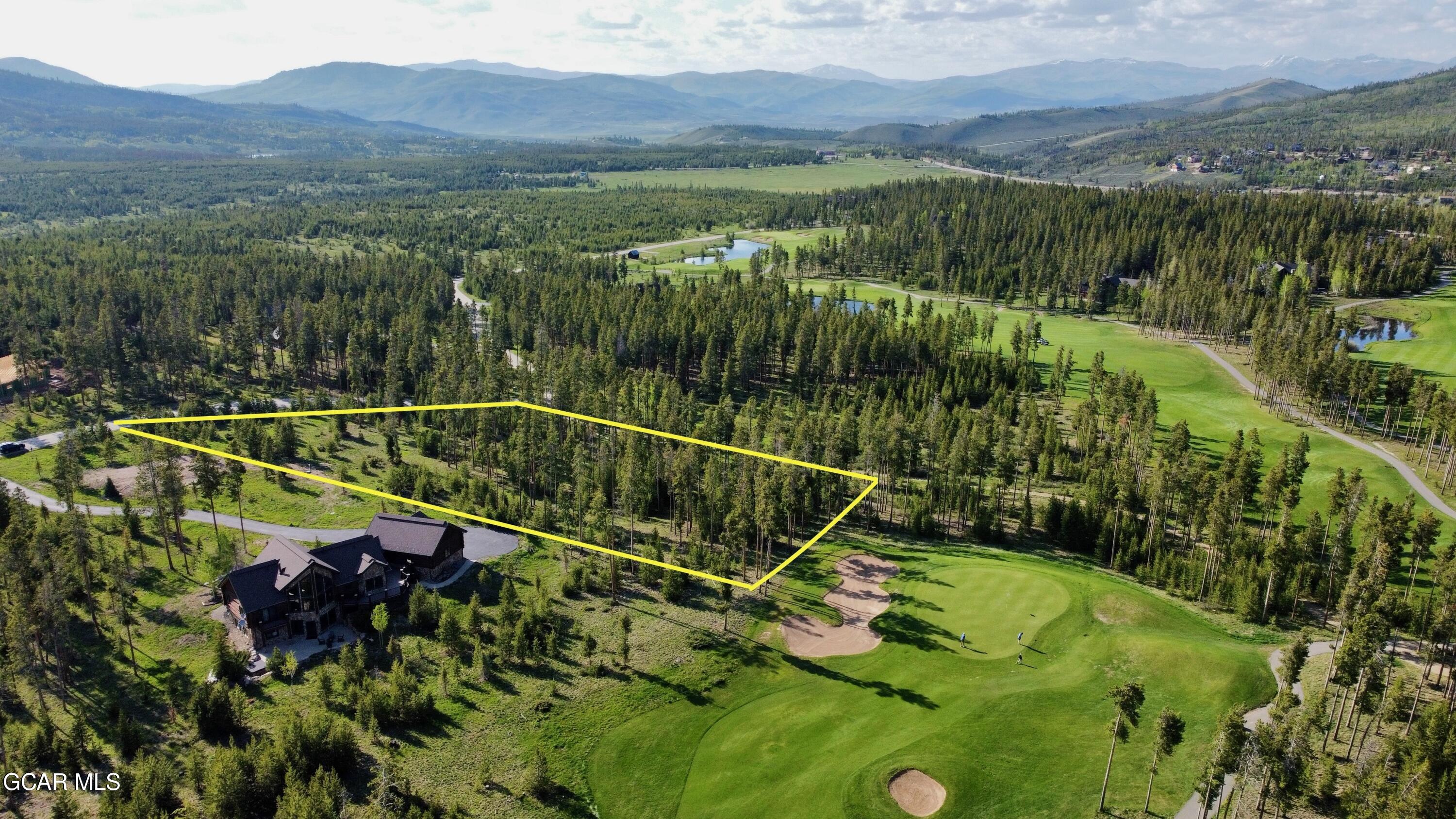 1737 Golf Course Circle