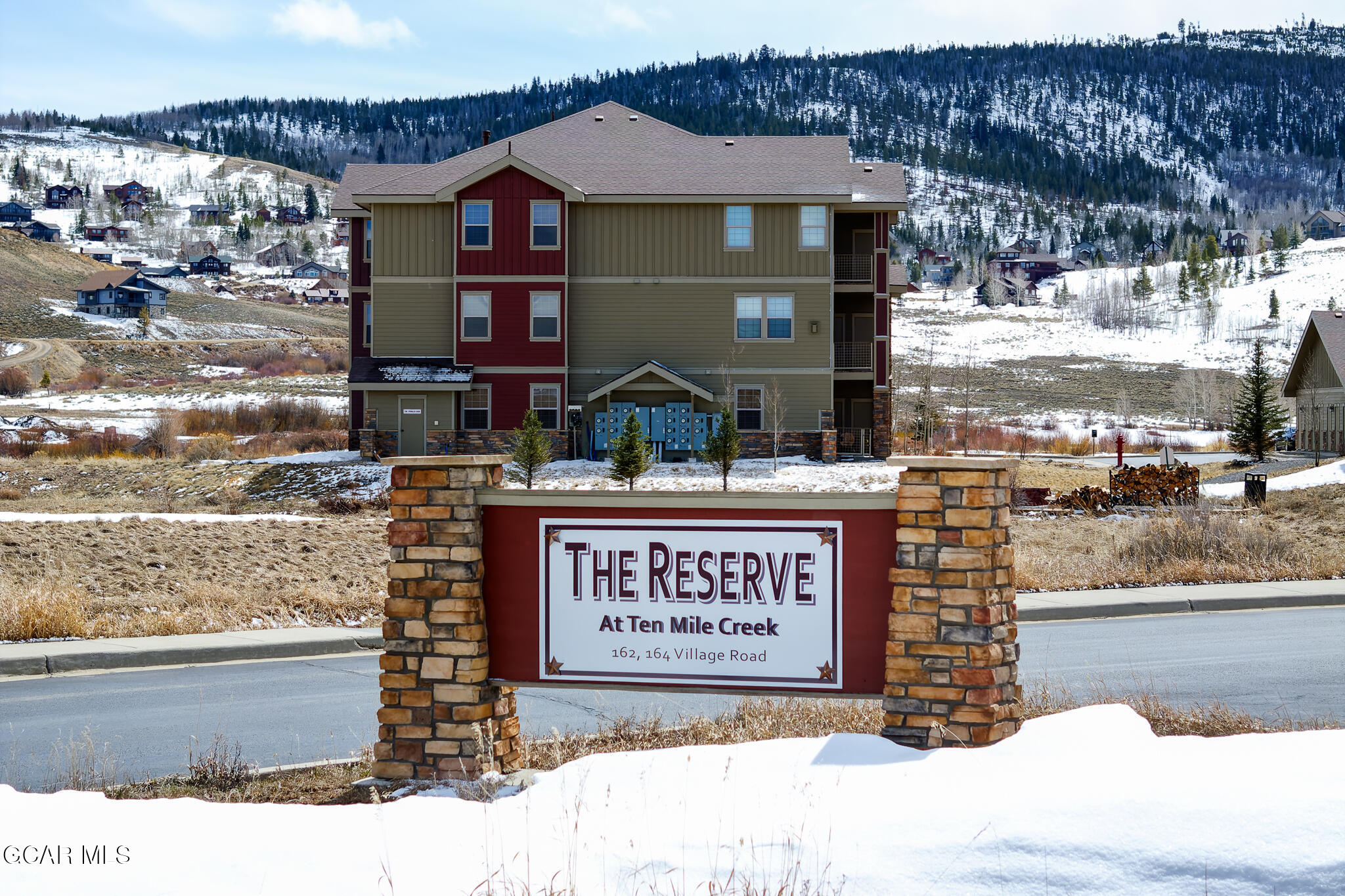 164 Village Road H-207