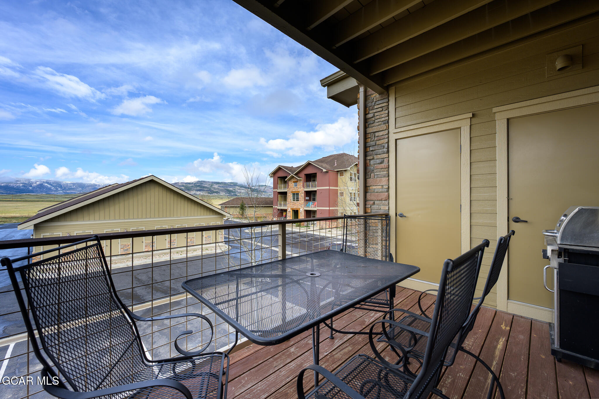 164 Village Road H-207