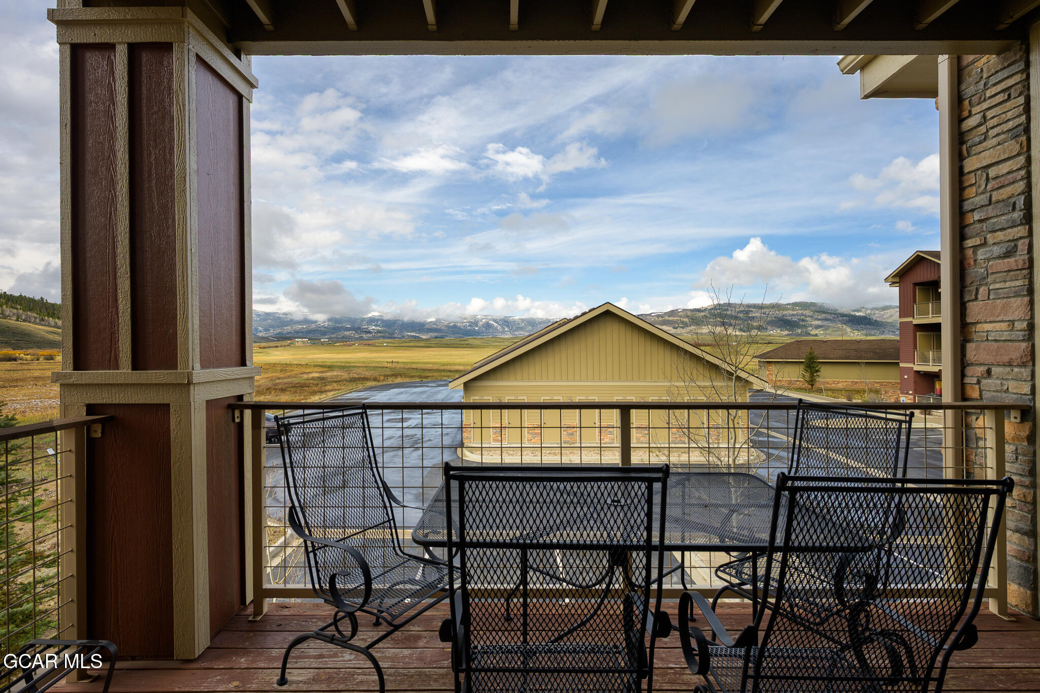 164 Village Road H-207